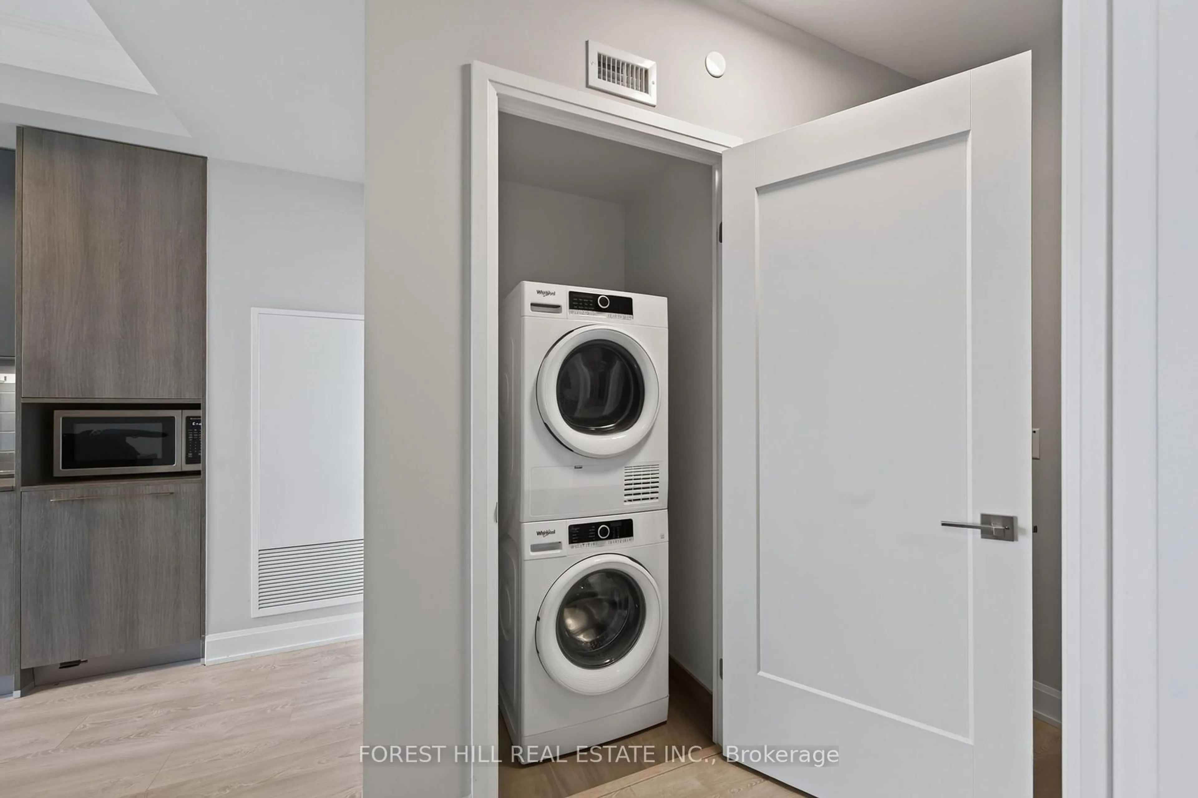 Laundry room for 8 WATER WALK Dr #2706, Markham Ontario L3R 6L4