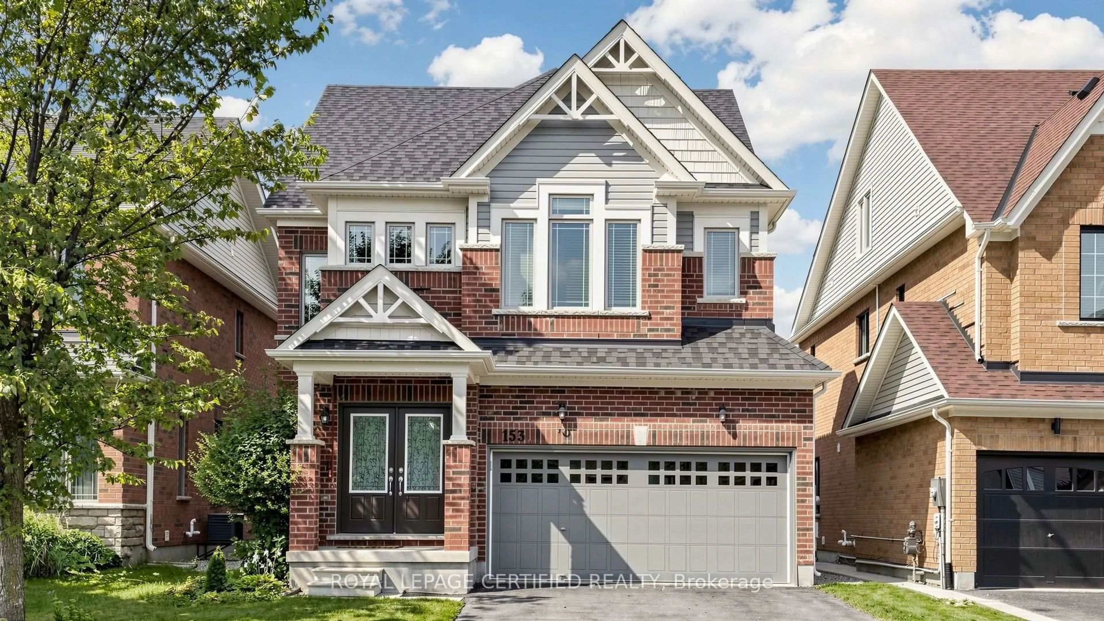 Home with brick exterior material, street for 153 Romanelli Cres, Bradford West Gwillimbury Ontario L3Z 0X6