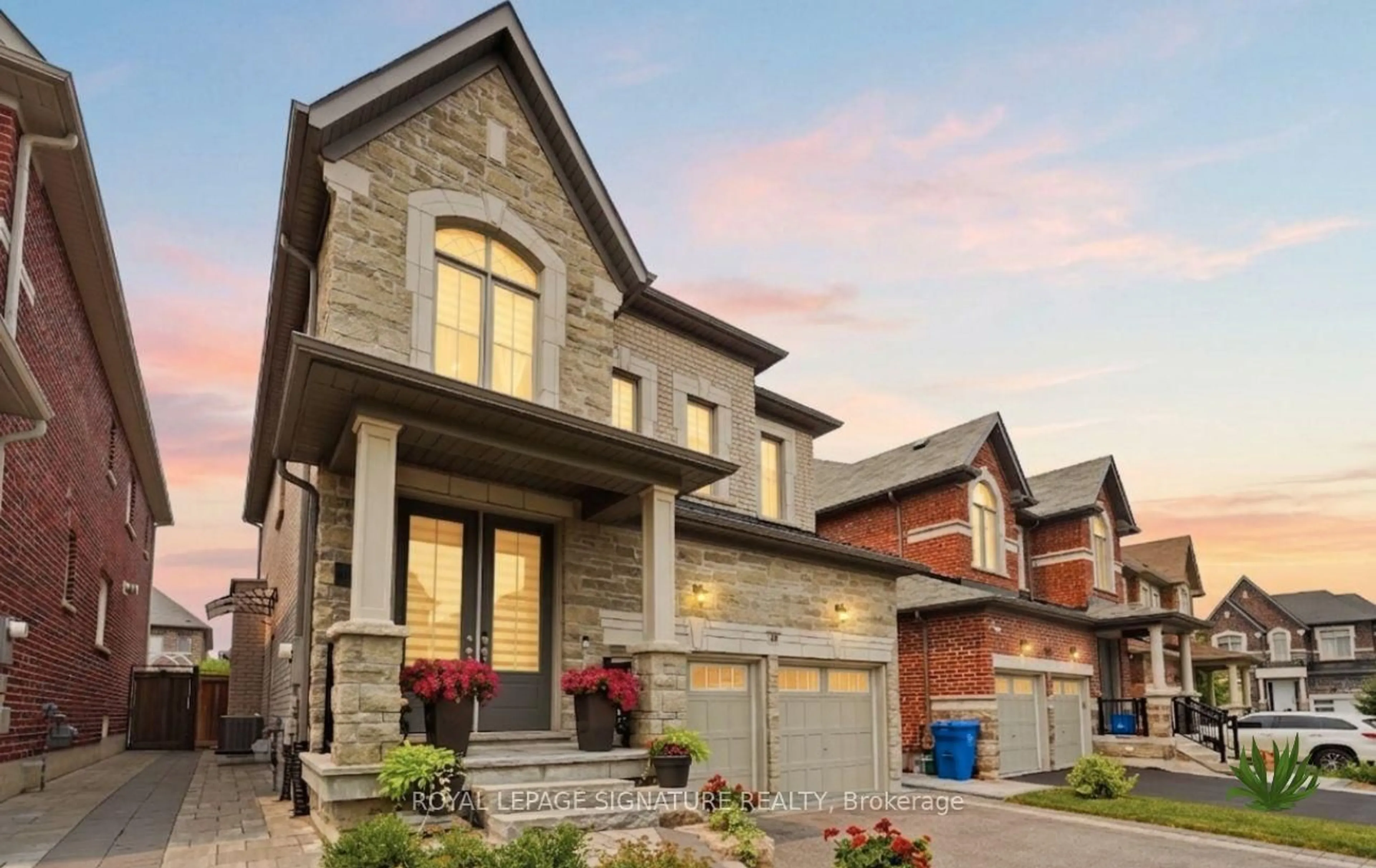 Home with brick exterior material, street for 68 Duggan St, Aurora Ontario L4G 0Y8