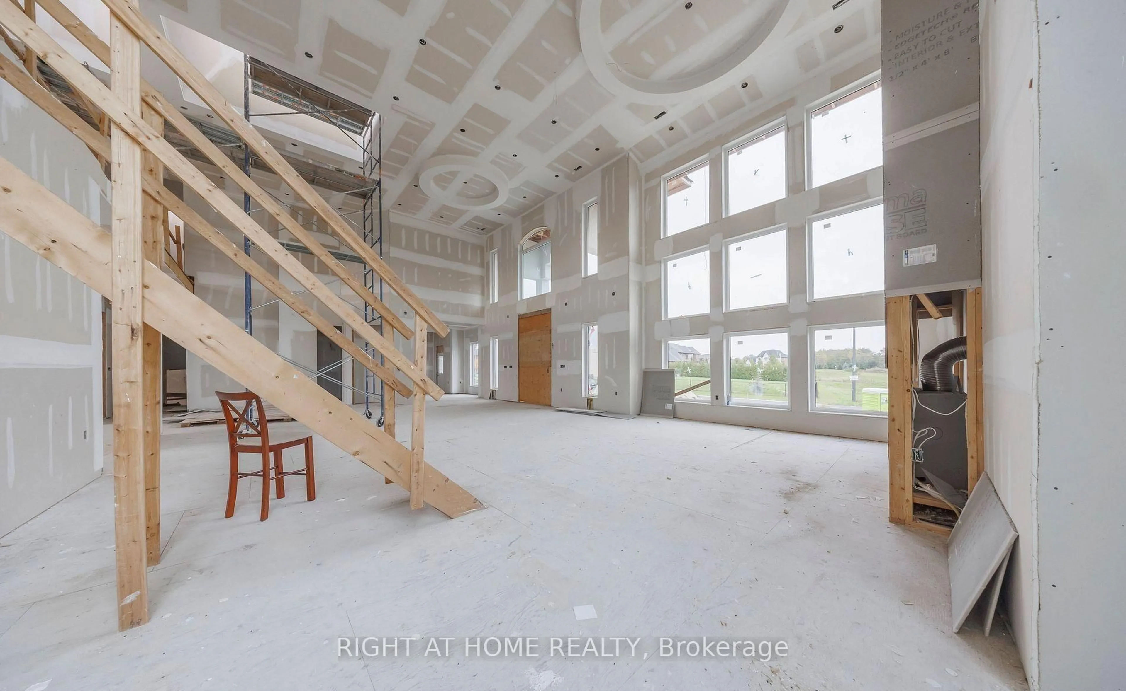 Indoor foyer for 6 Annie Lane, Whitchurch-Stouffville Ontario L4A 7X4