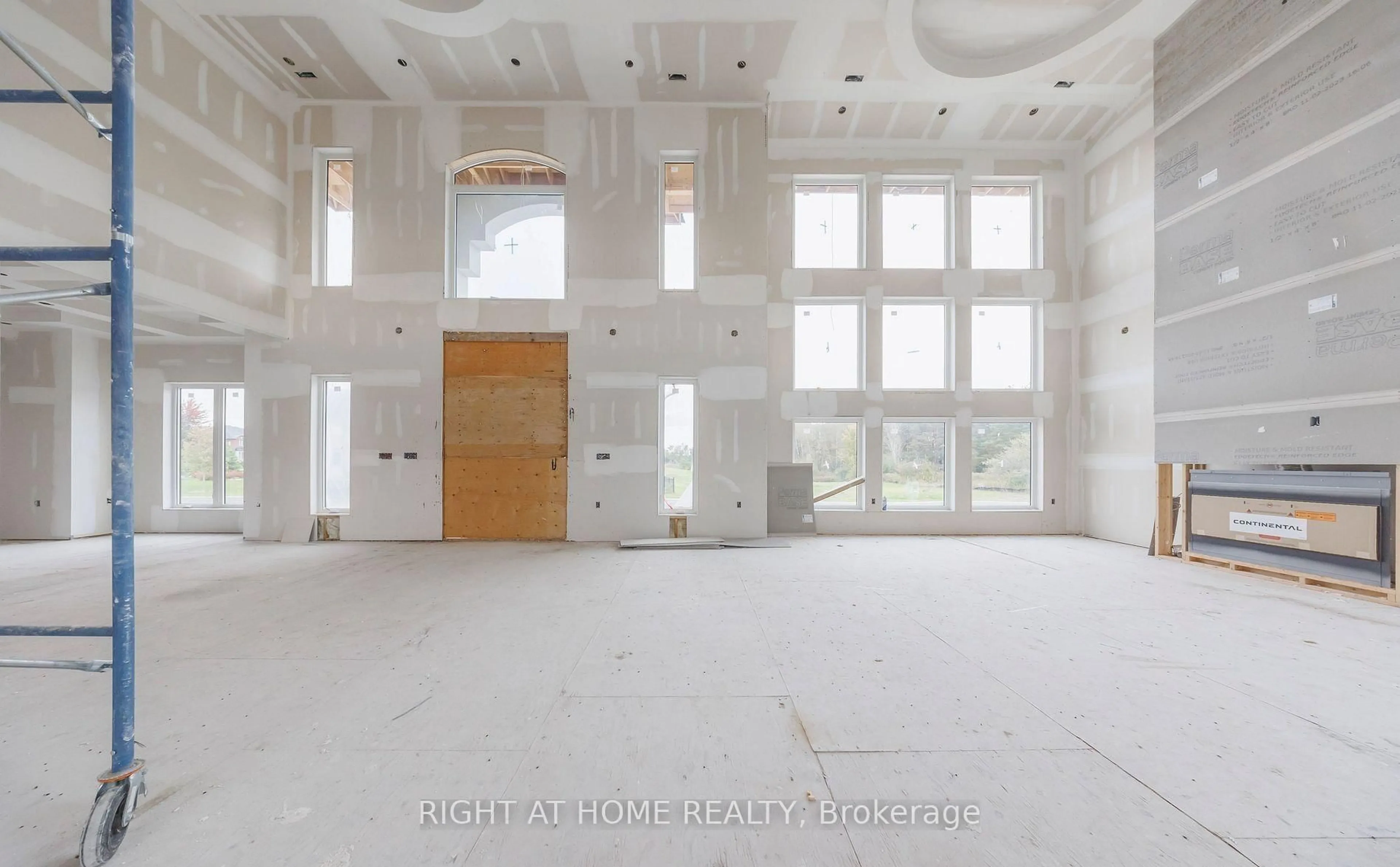 Indoor foyer for 6 Annie Lane, Whitchurch-Stouffville Ontario L4A 7X4