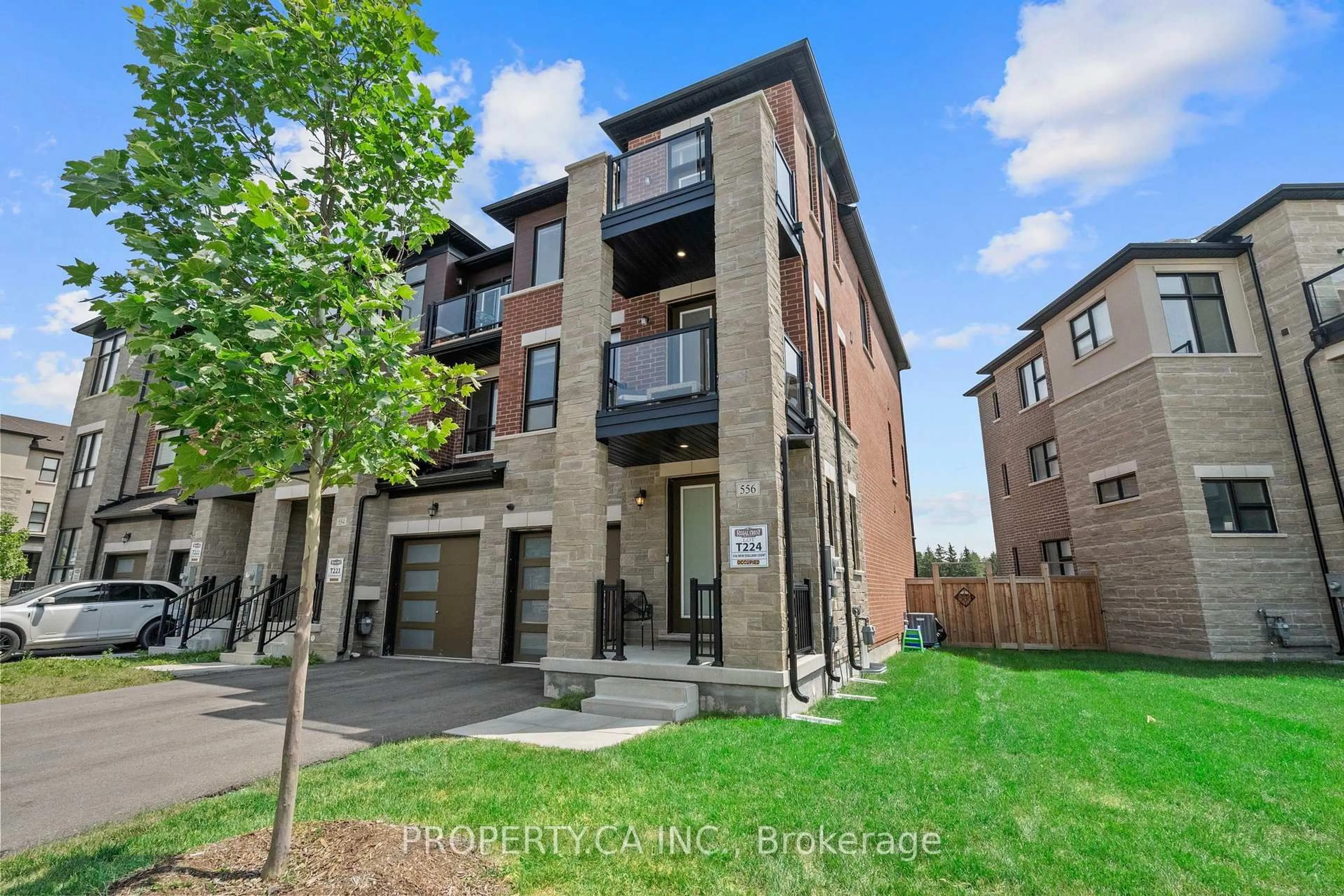 Home with brick exterior material, street for 556 New England Crt, Newmarket Ontario L3X 0M5