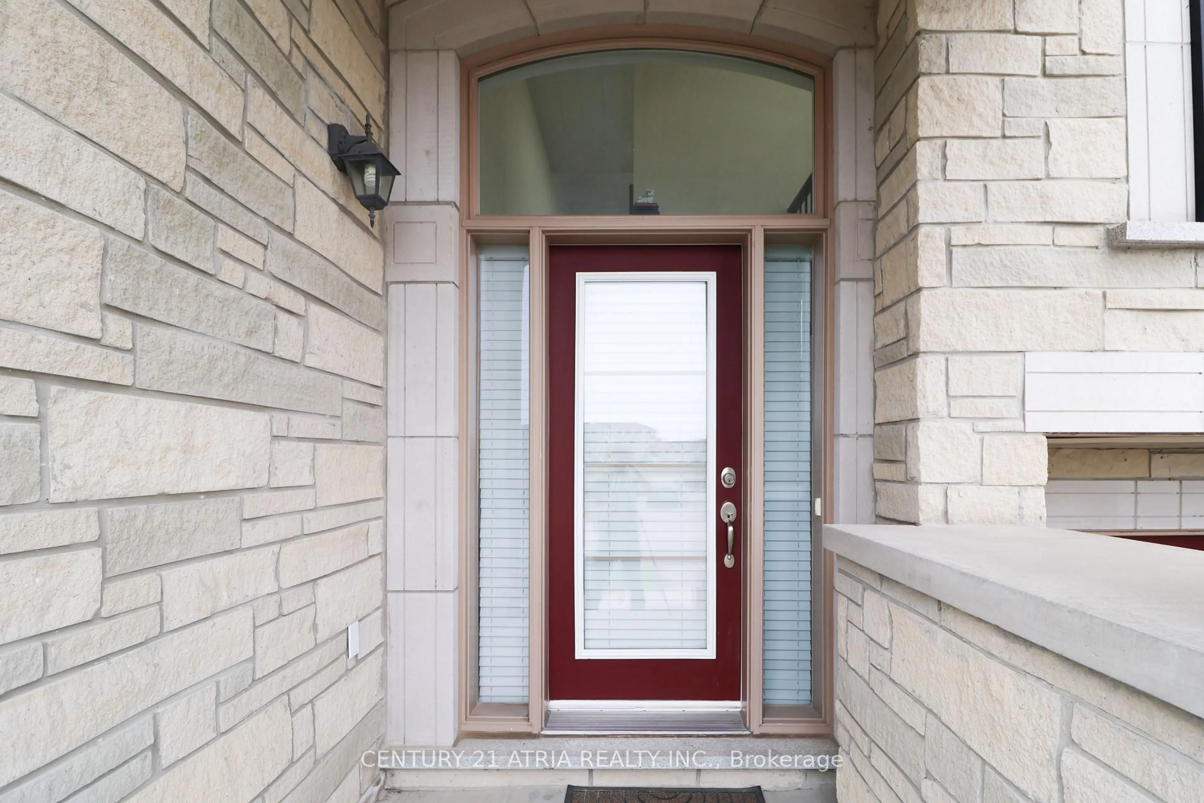 Indoor entryway for 134 Dundonnell Pl, Vaughan Ontario L4H 4R8