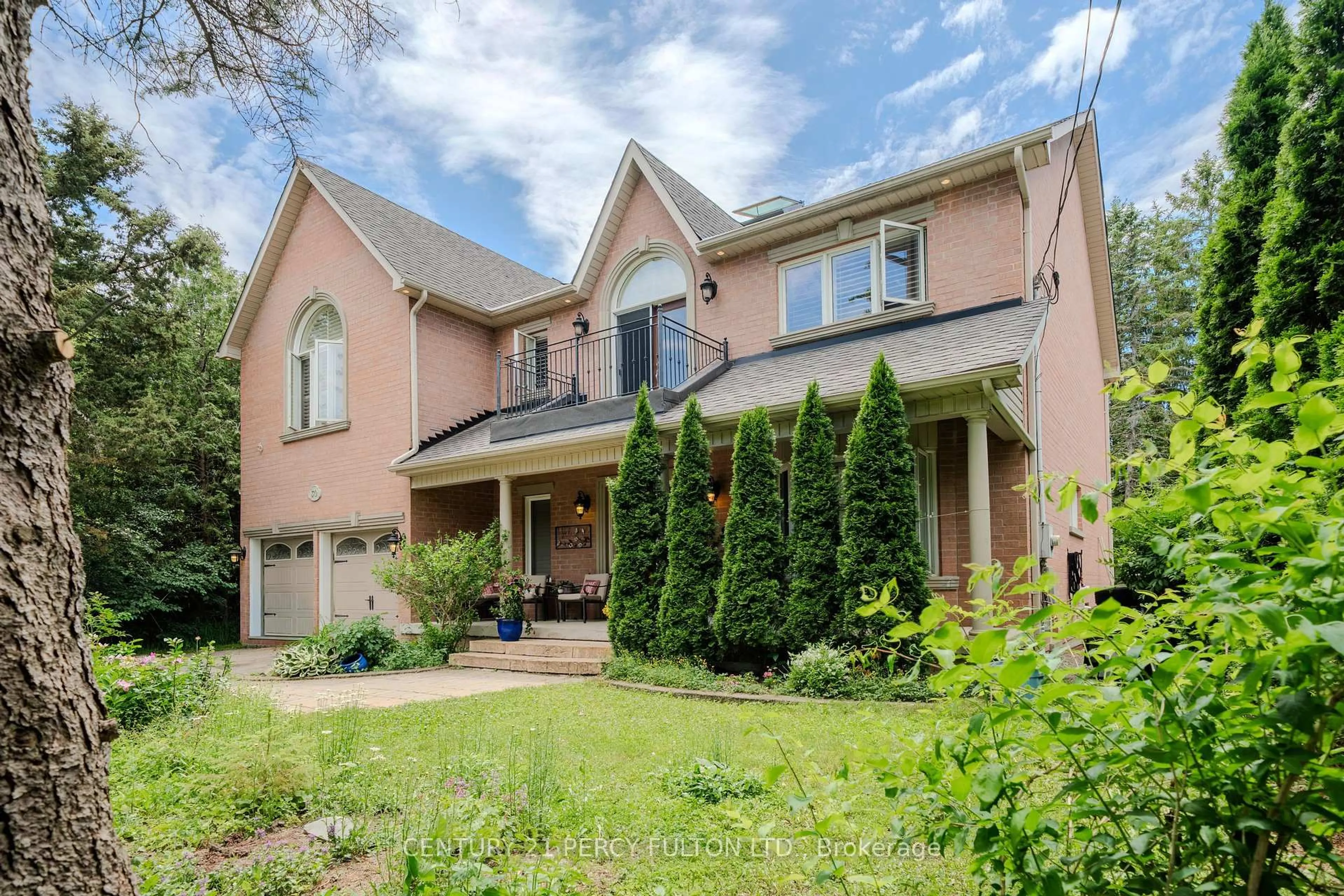 Home with brick exterior material, street for 30 Willowgate Dr, Markham Ontario L3P 1G3