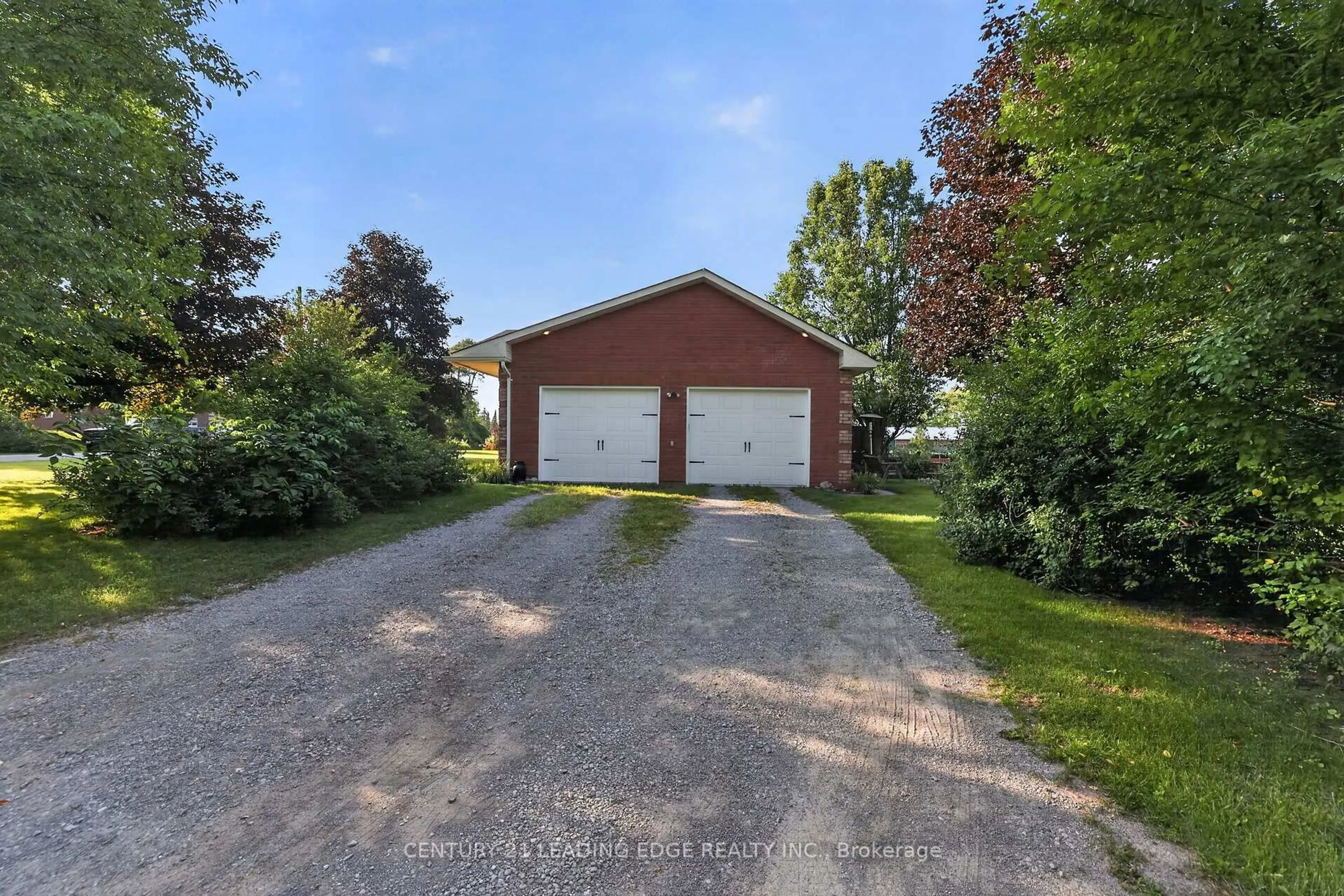 A pic from outside/outdoor area/front of a property/back of a property/a pic from drone, street for 23233 Miles Rd, Georgina Ontario L0E 1R0