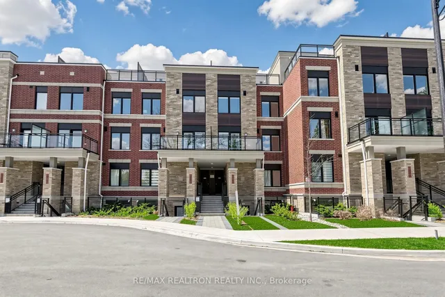 60 Elizabeth St #3405, Richmond Hill 3