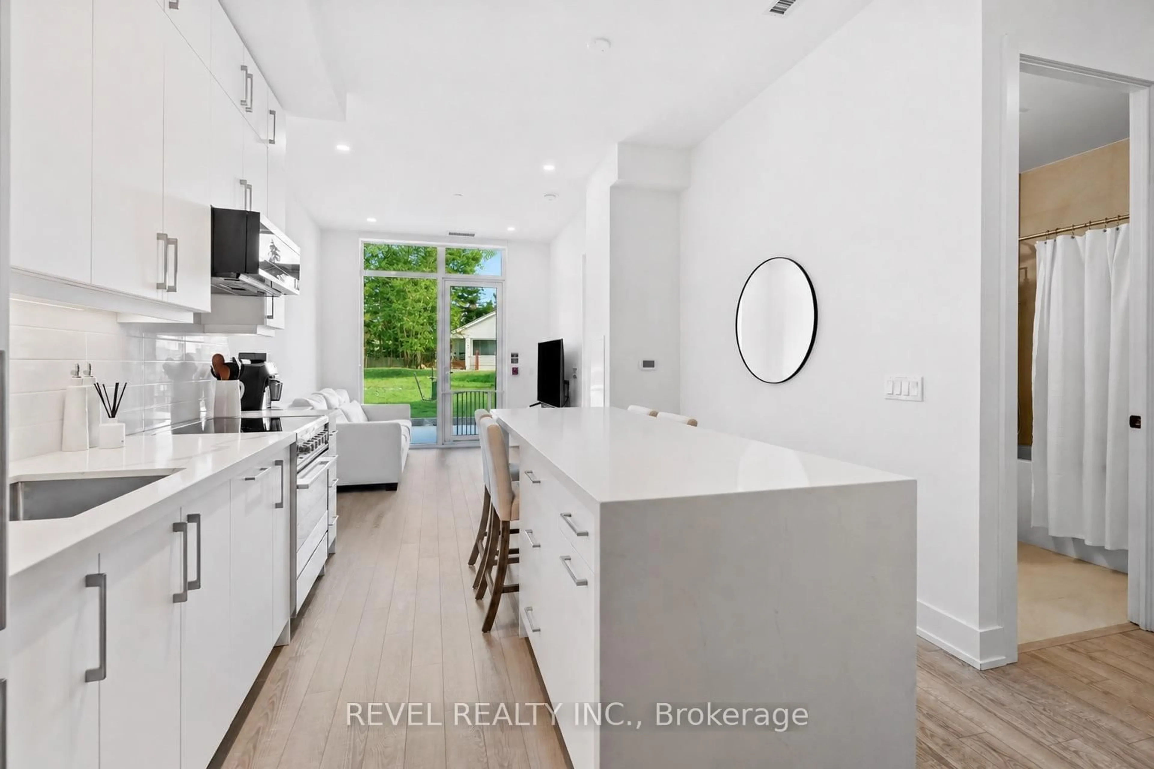 Open concept kitchen, unknown for 2075 King Rd #123, King Ontario L7B 0R6