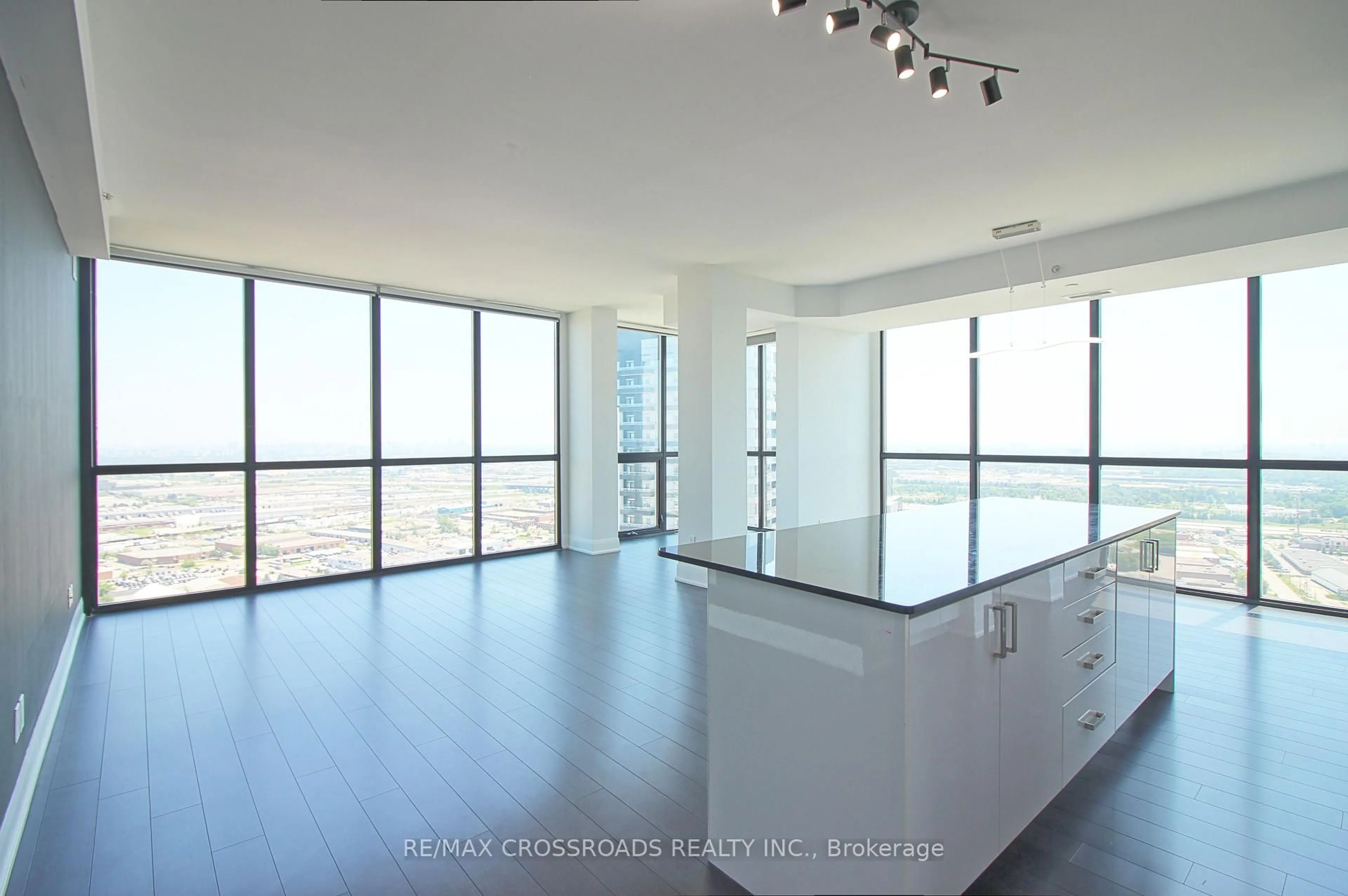 Open concept kitchen, unknown for 2900 Highway 7 #3402, Vaughan Ontario L4K 0G3