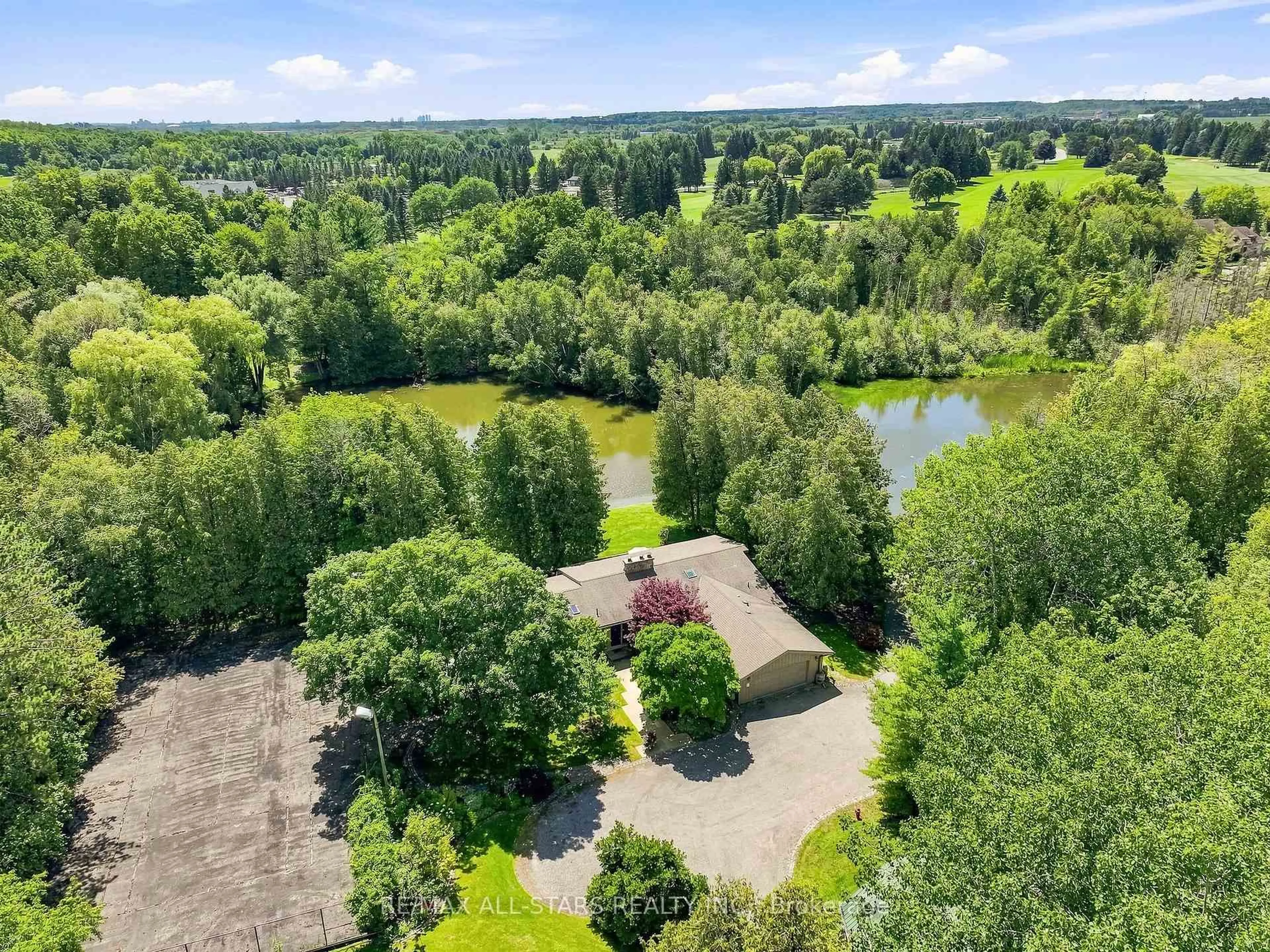 A pic from outside/outdoor area/front of a property/back of a property/a pic from drone, forest/trees view for 46 Sawmill Lane, Whitchurch-Stouffville Ontario L0H 1G0