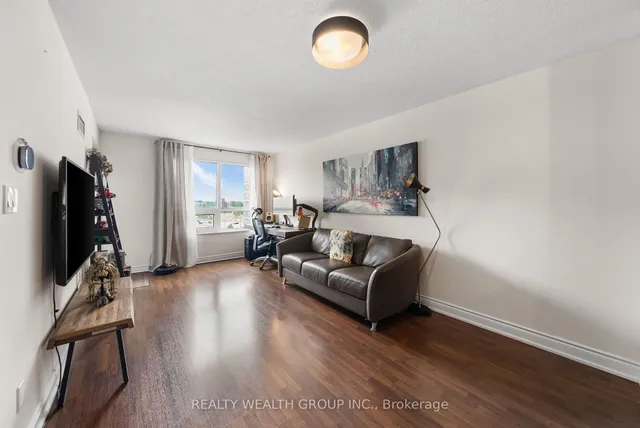 50 Clegg Rd #822, Markham 5