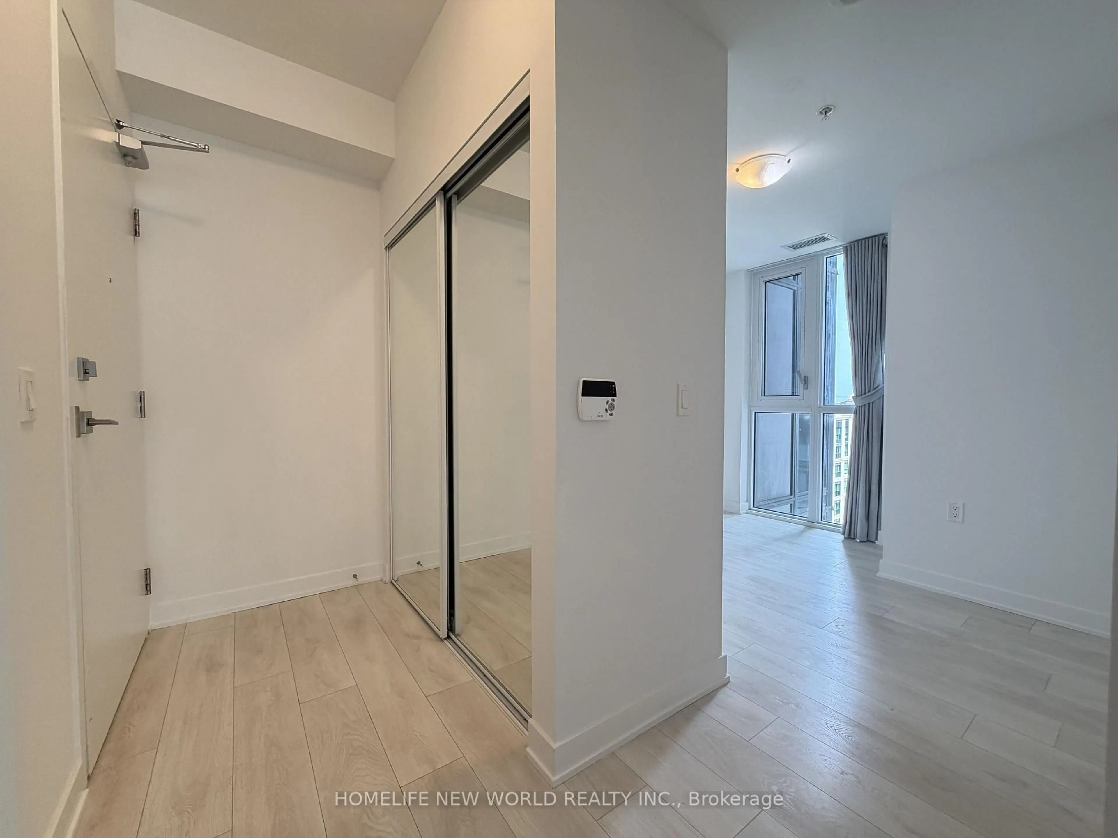 Unknown for 75 Oneida Cres #1210, Richmond Hill Ontario L4B 0H3