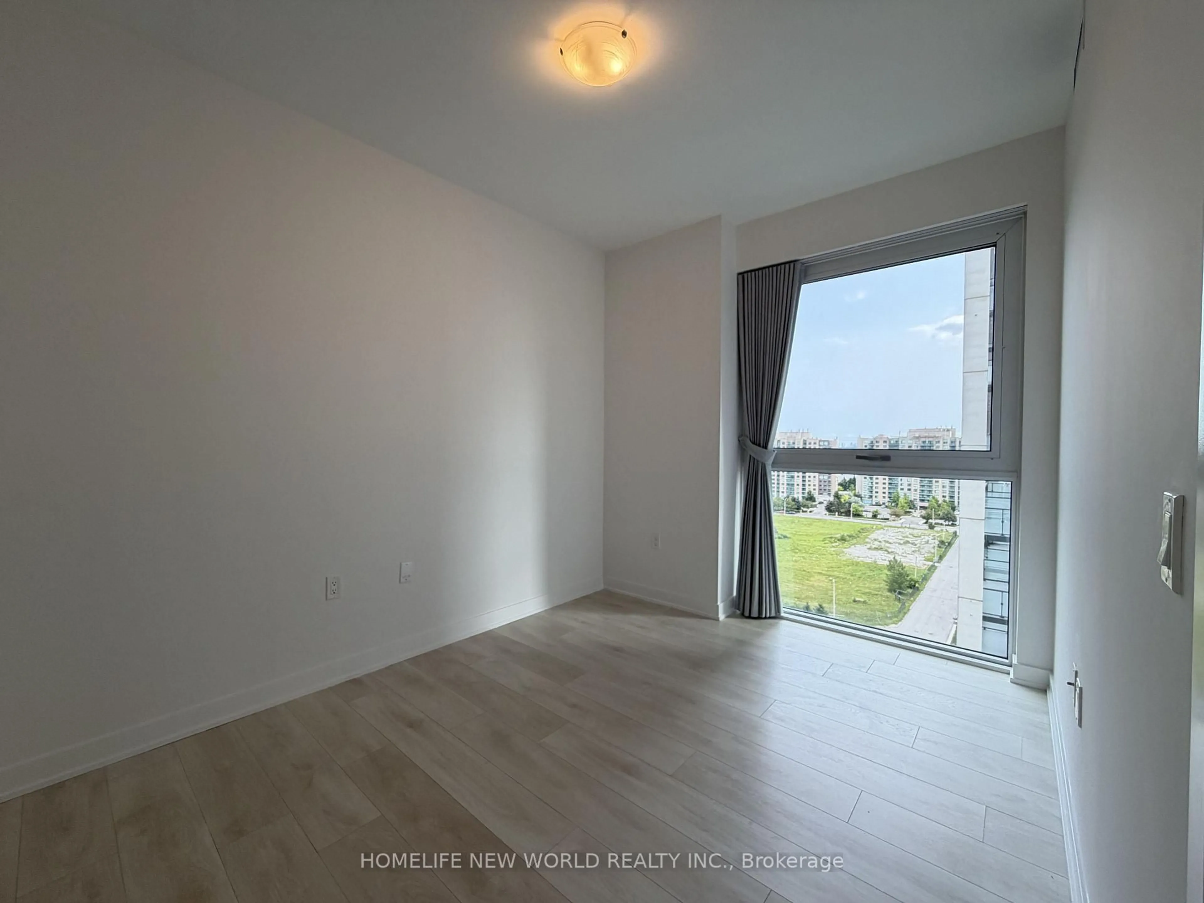A pic of a room for 75 Oneida Cres #1210, Richmond Hill Ontario L4B 0H3
