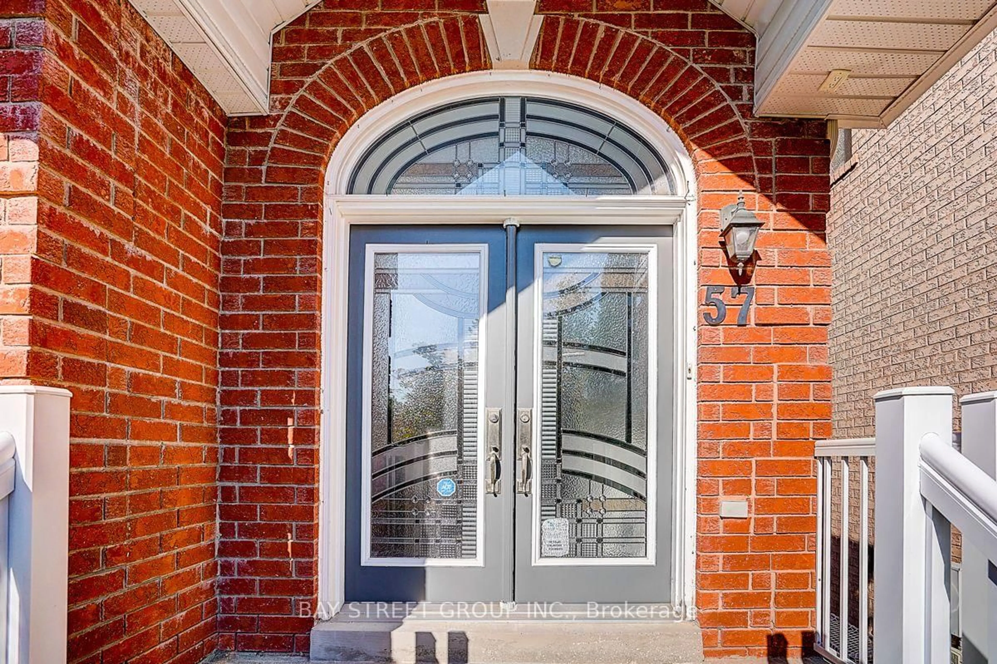 Unknown for 57 Gail Parks Cres, Newmarket Ontario L3X 3B9