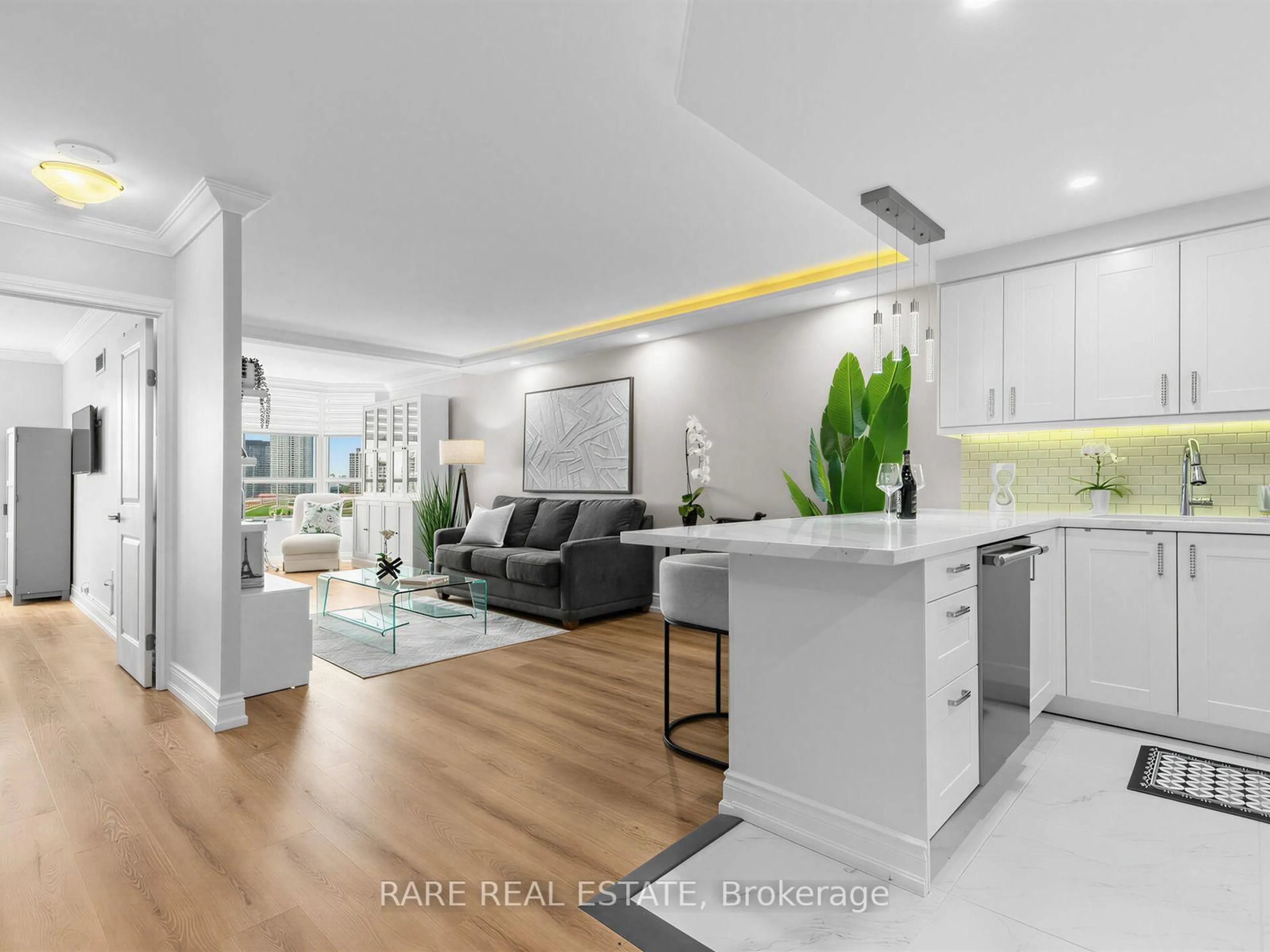 Open concept kitchen, unknown for 7601 Bathurst St #710, Vaughan Ontario L4J 4H5