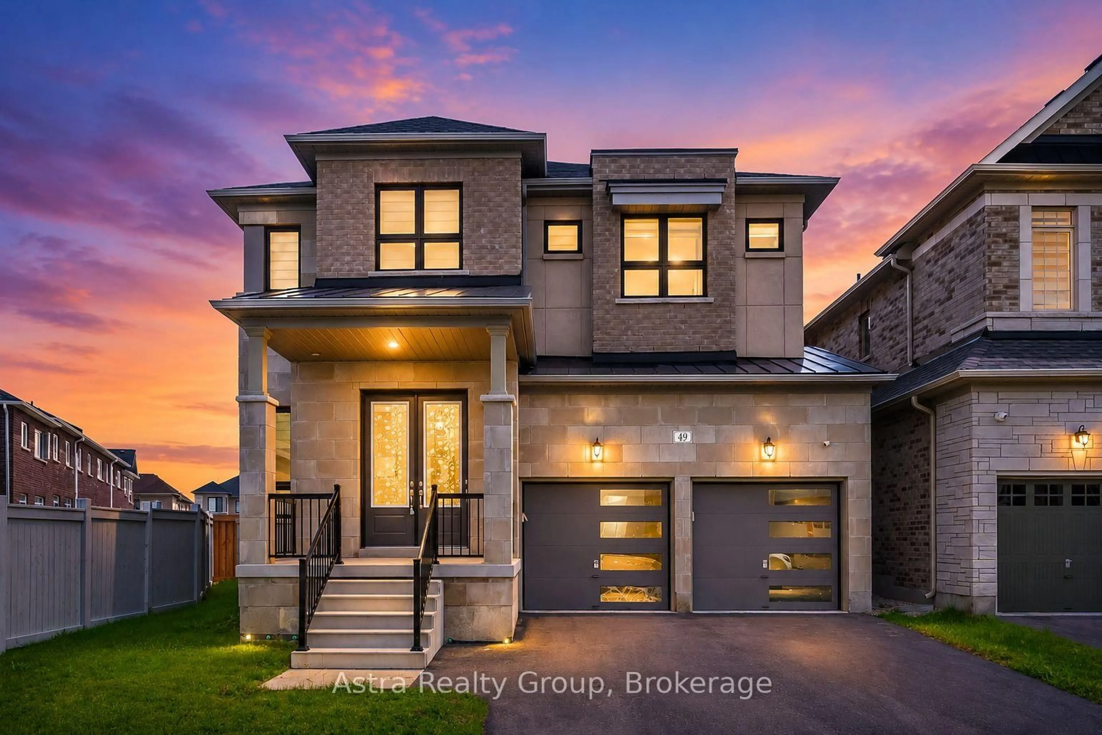 Home with brick exterior material, street for 49 Westlake Cres, Bradford West Gwillimbury Ontario L3Z 4K4