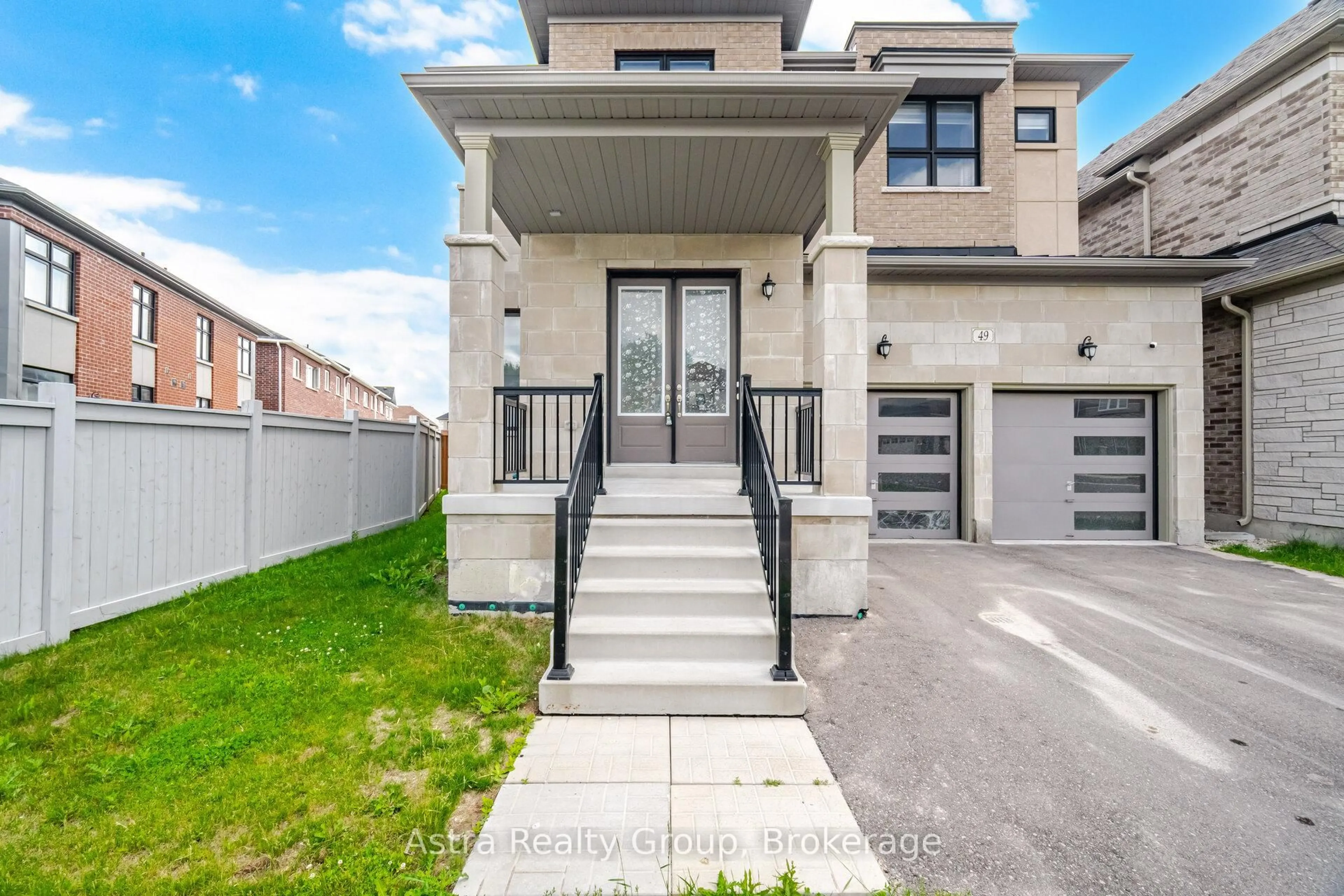 Unknown for 49 Westlake Cres, Bradford West Gwillimbury Ontario L3Z 4K4