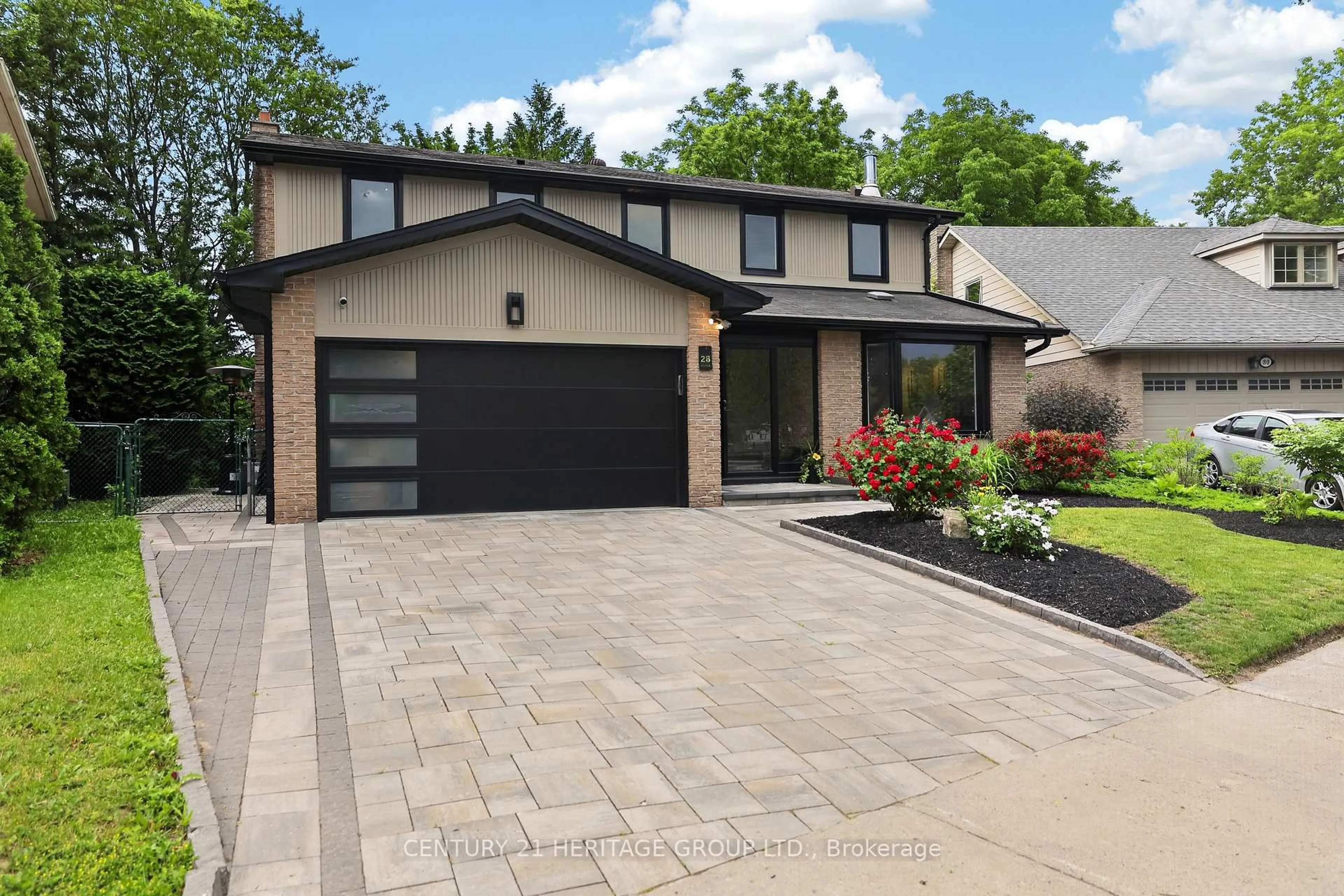 Home with brick exterior material, street for 28 Innis Cres, Richmond Hill Ontario L4C 5K2
