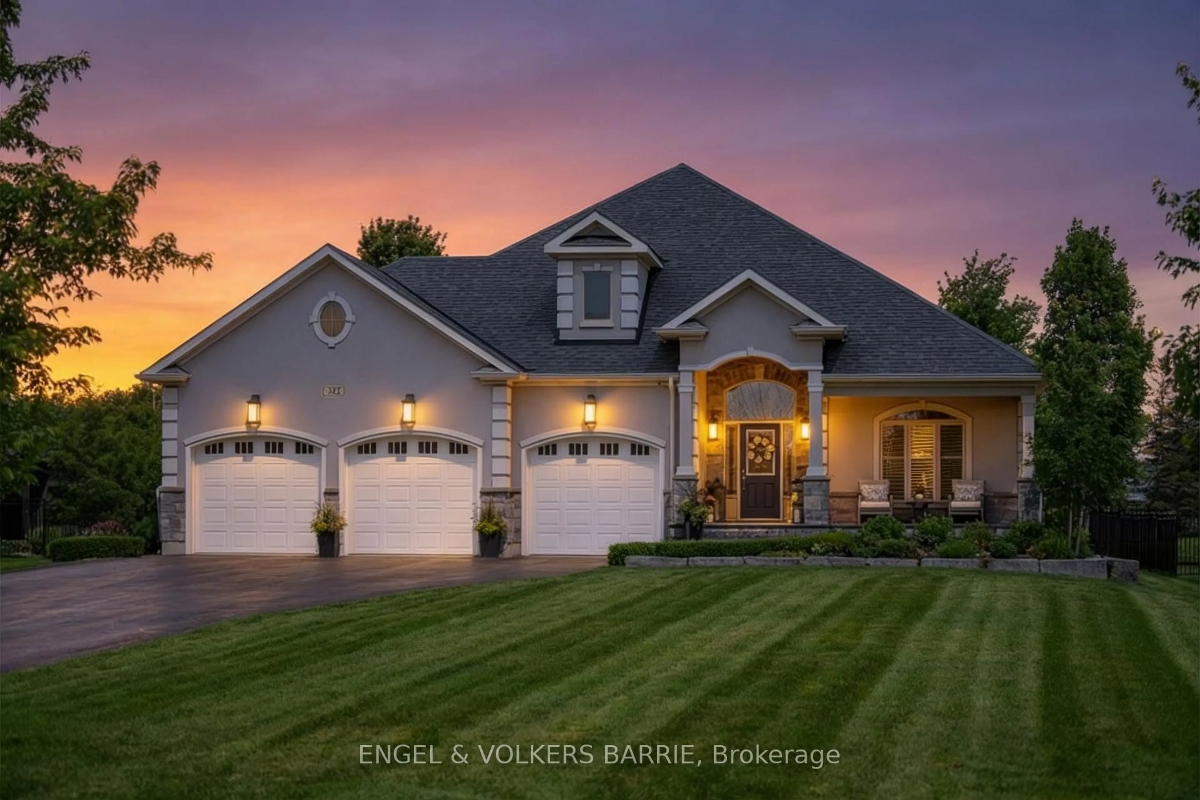 Home with brick exterior material, unknown for 327 Sunnybrae Ave, Innisfil Ontario L9S 0K9