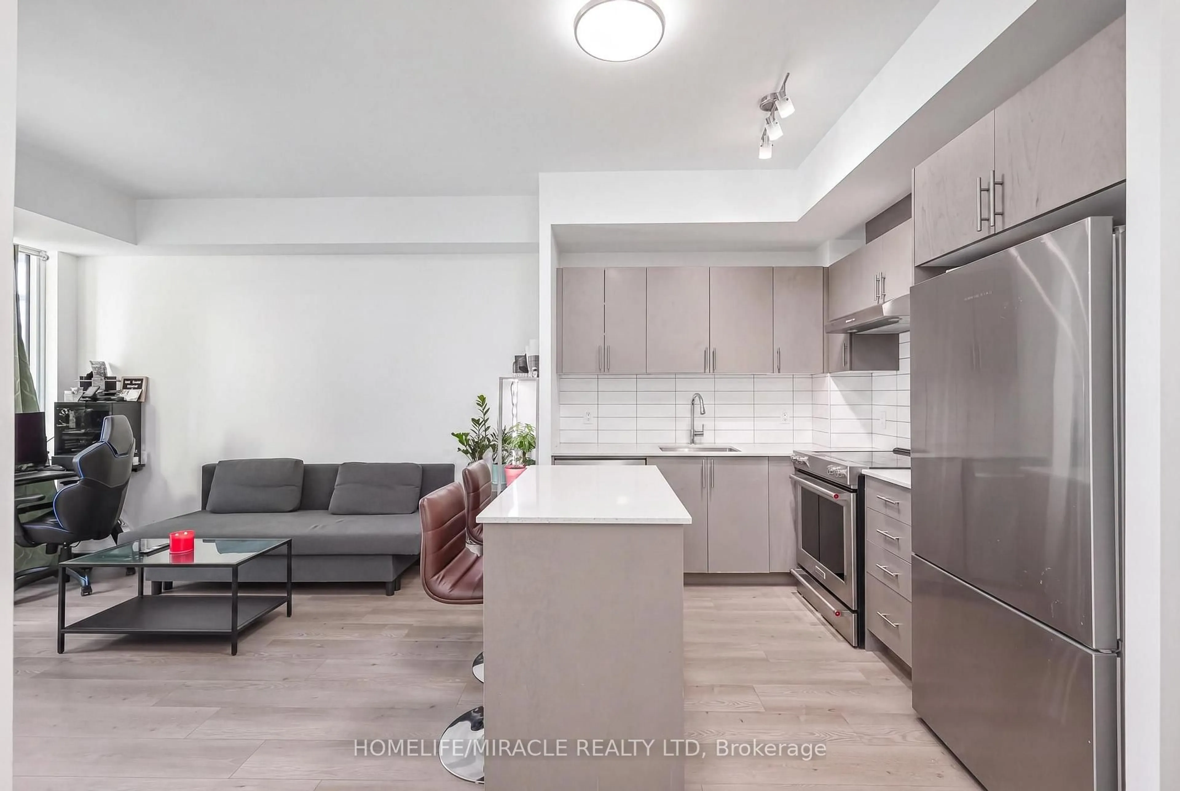 Open concept kitchen, unknown for 9000 Jane St #223, Vaughan Ontario L4K 0M6