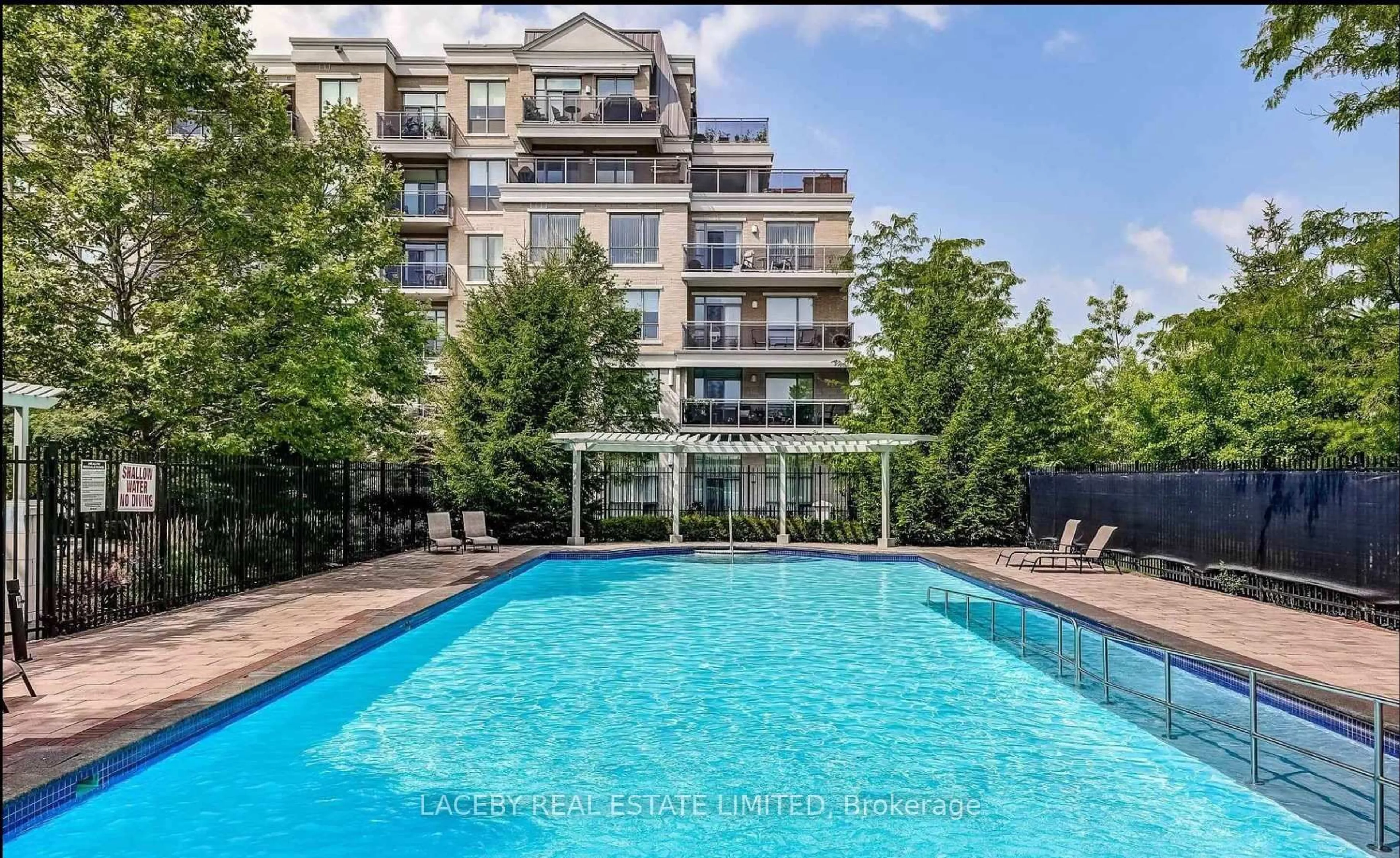 Pool for 111 Civic Square Gate #507, Aurora Ontario L4G 0S6