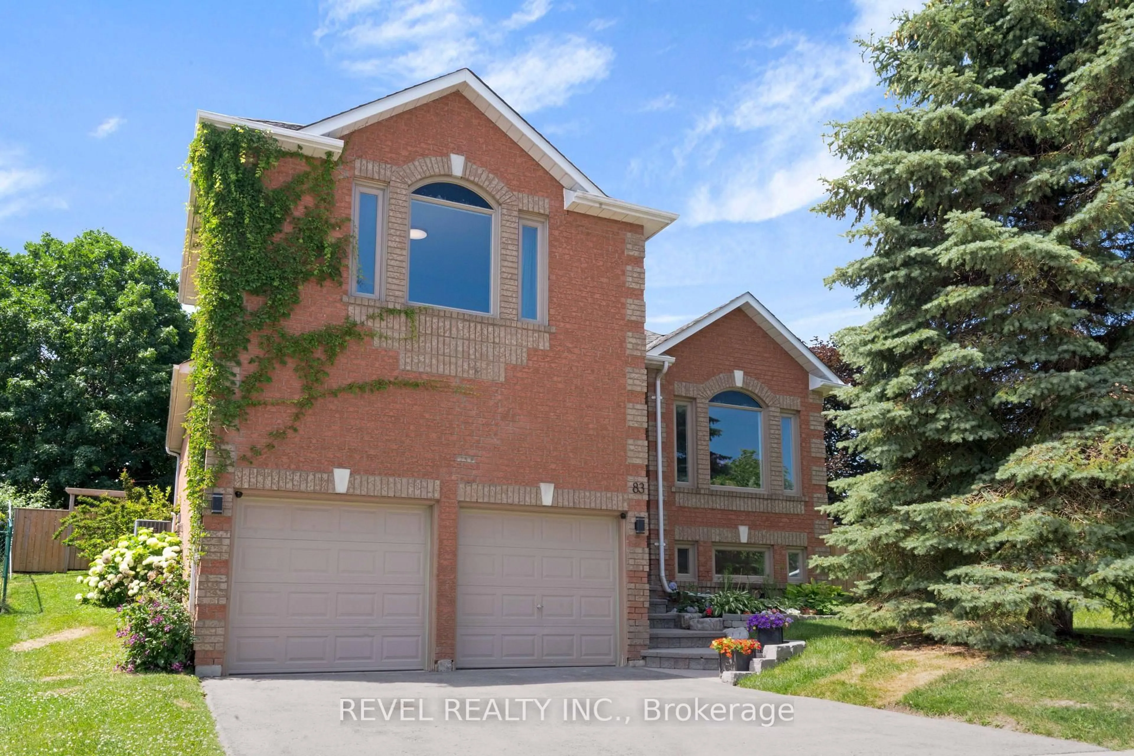 Home with brick exterior material, street for 83 Depeuter Cres, Bradford West Gwillimbury Ontario L3Z 3A2