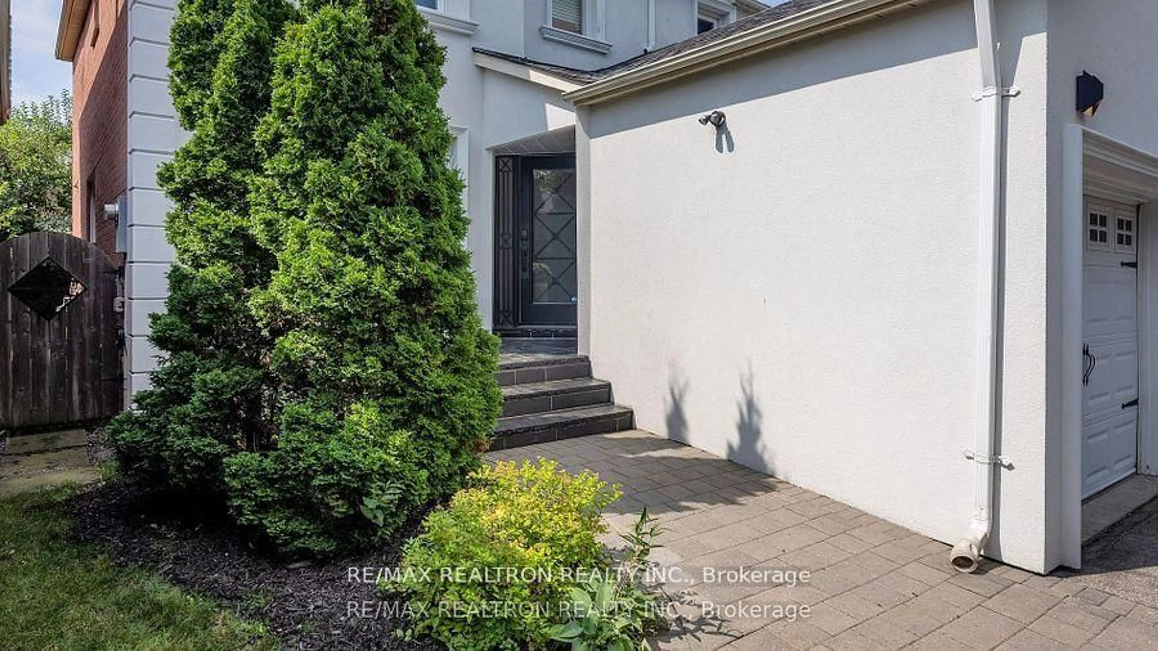 Unknown for 145 Roseborough Cres, Vaughan Ontario L4J 4V4