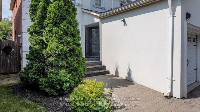 145 Roseborough Cres, Vaughan 2