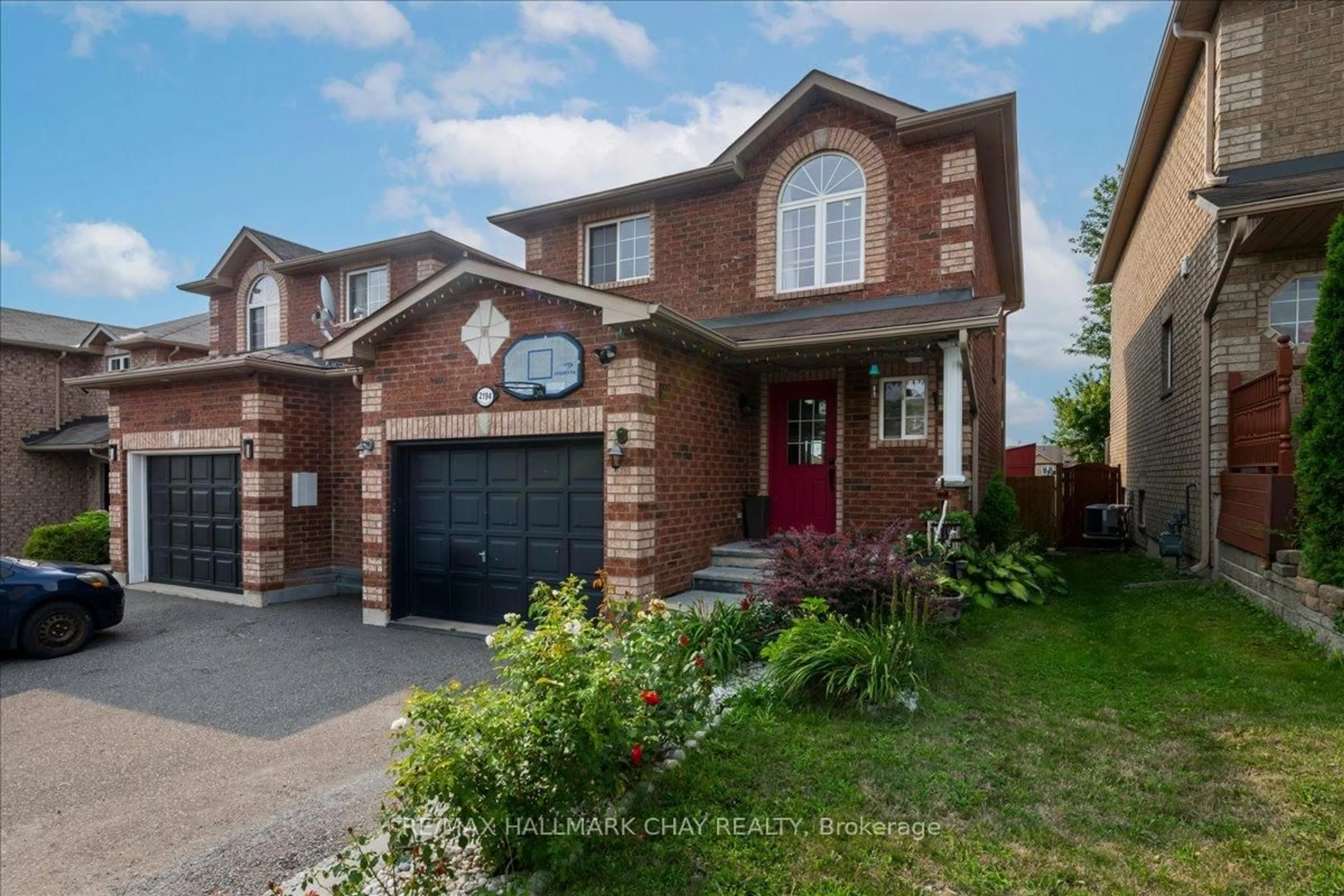 Home with brick exterior material, street for 2194 Batters Loop, Innisfil Ontario L9S 0C8