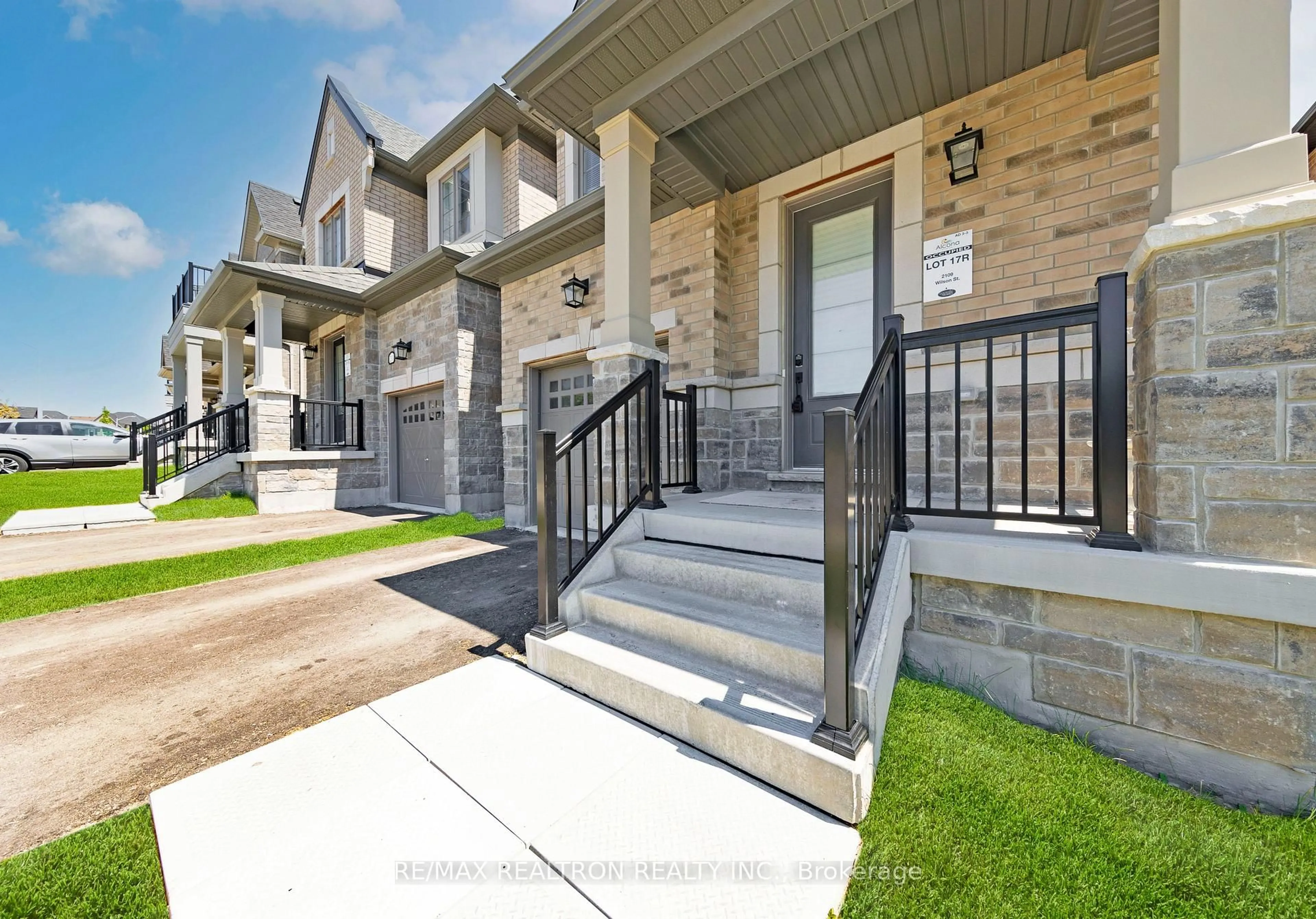 Unknown for 2109 Wilson St, Innisfil Ontario L9S 0N8