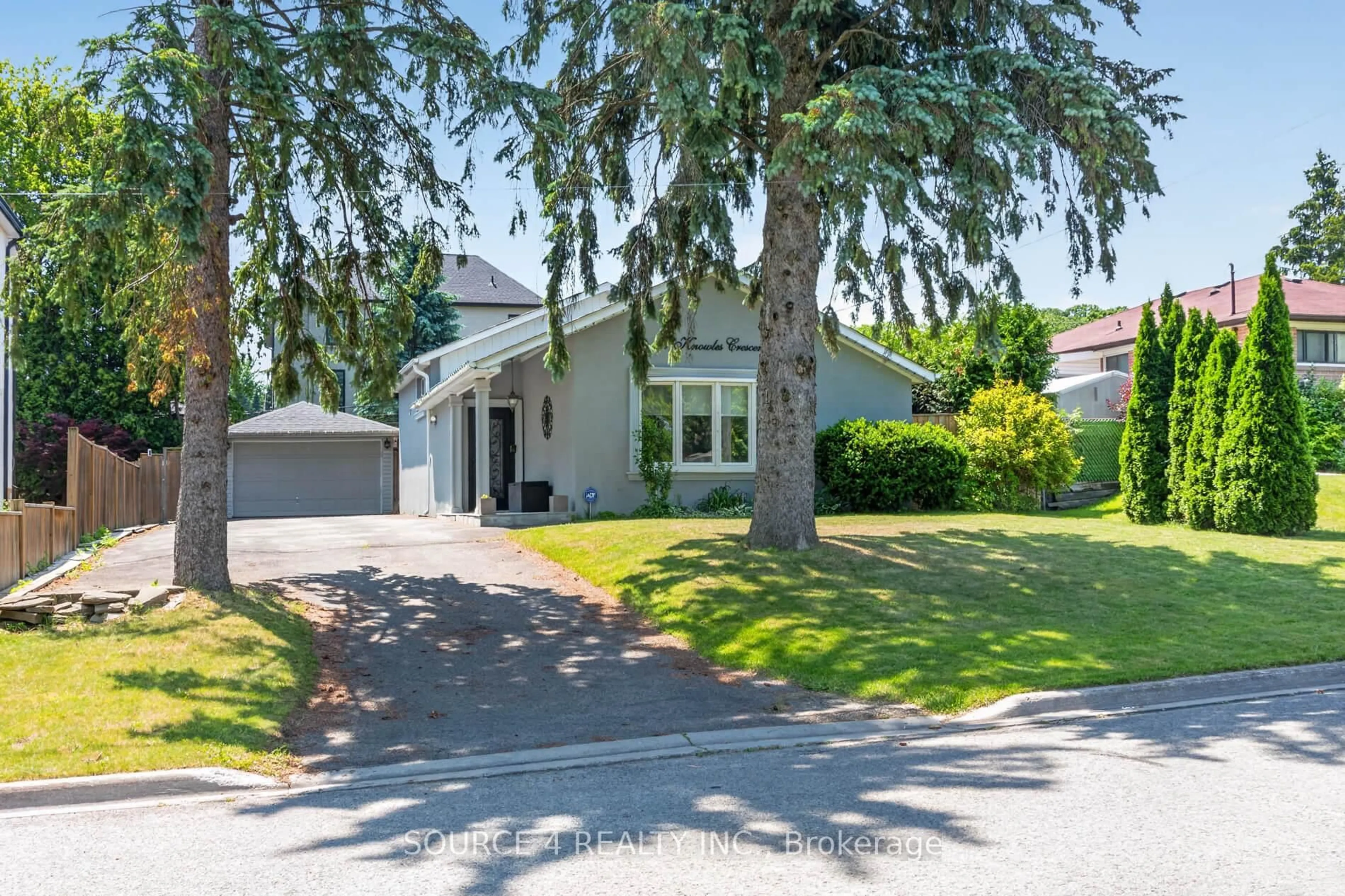 Unknown for 51 Knowles Cres, Aurora Ontario L4G 1Z6