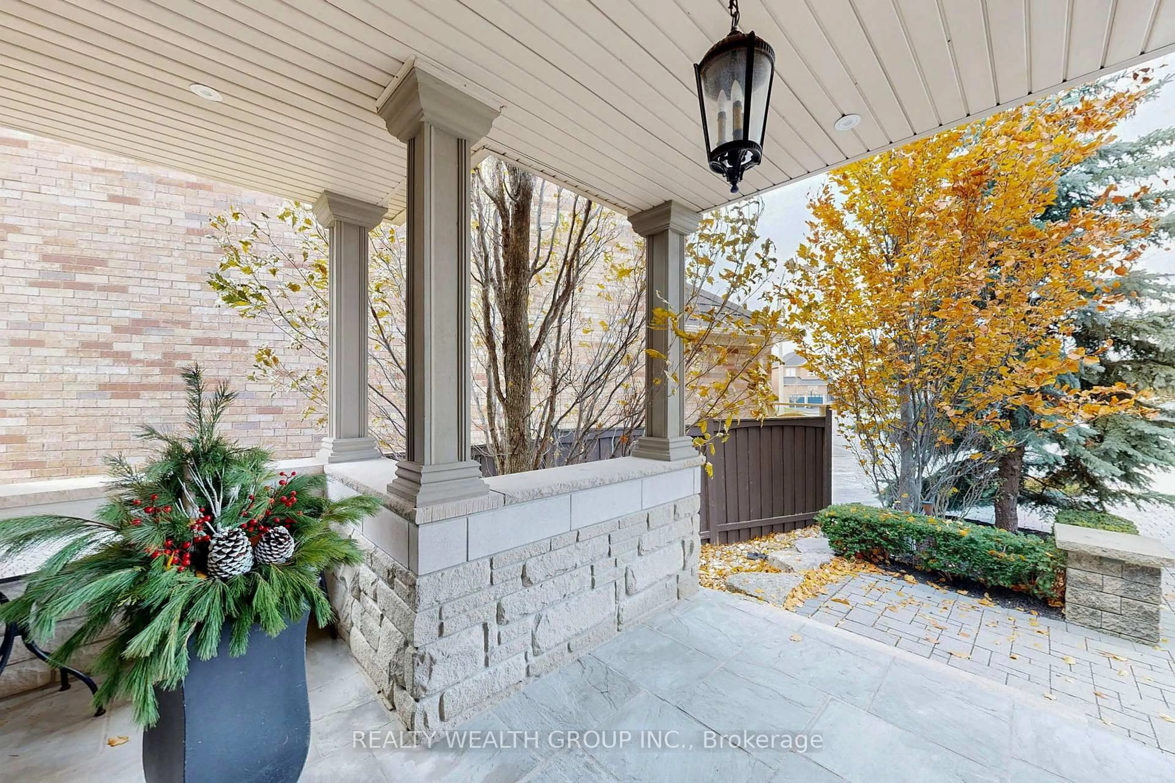 Unknown for 43 Catano Crt, Richmond Hill Ontario L4S 2V4
