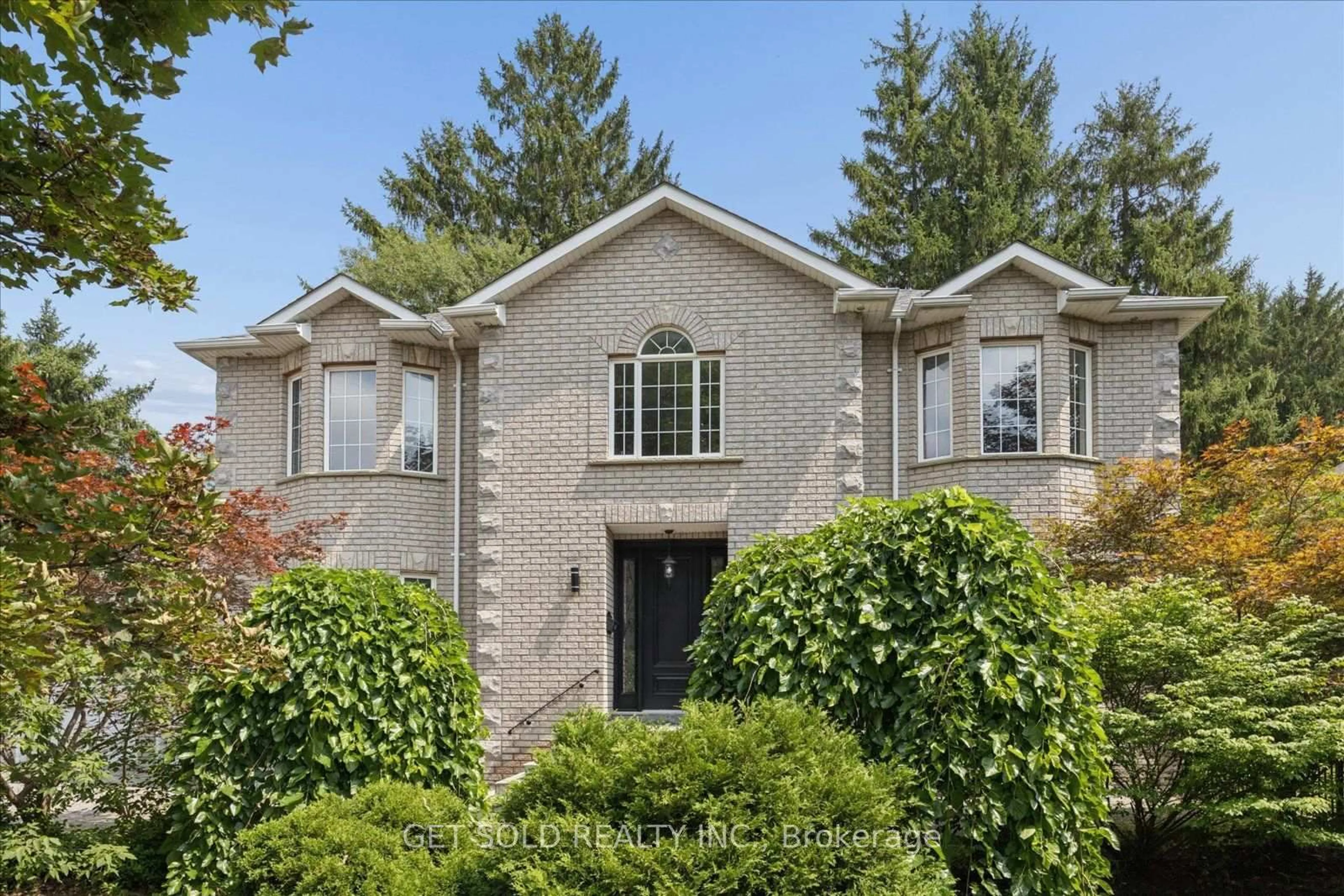 Home with brick exterior material, street for 49 Pearson Ave, Richmond Hill Ontario L4C 6T3
