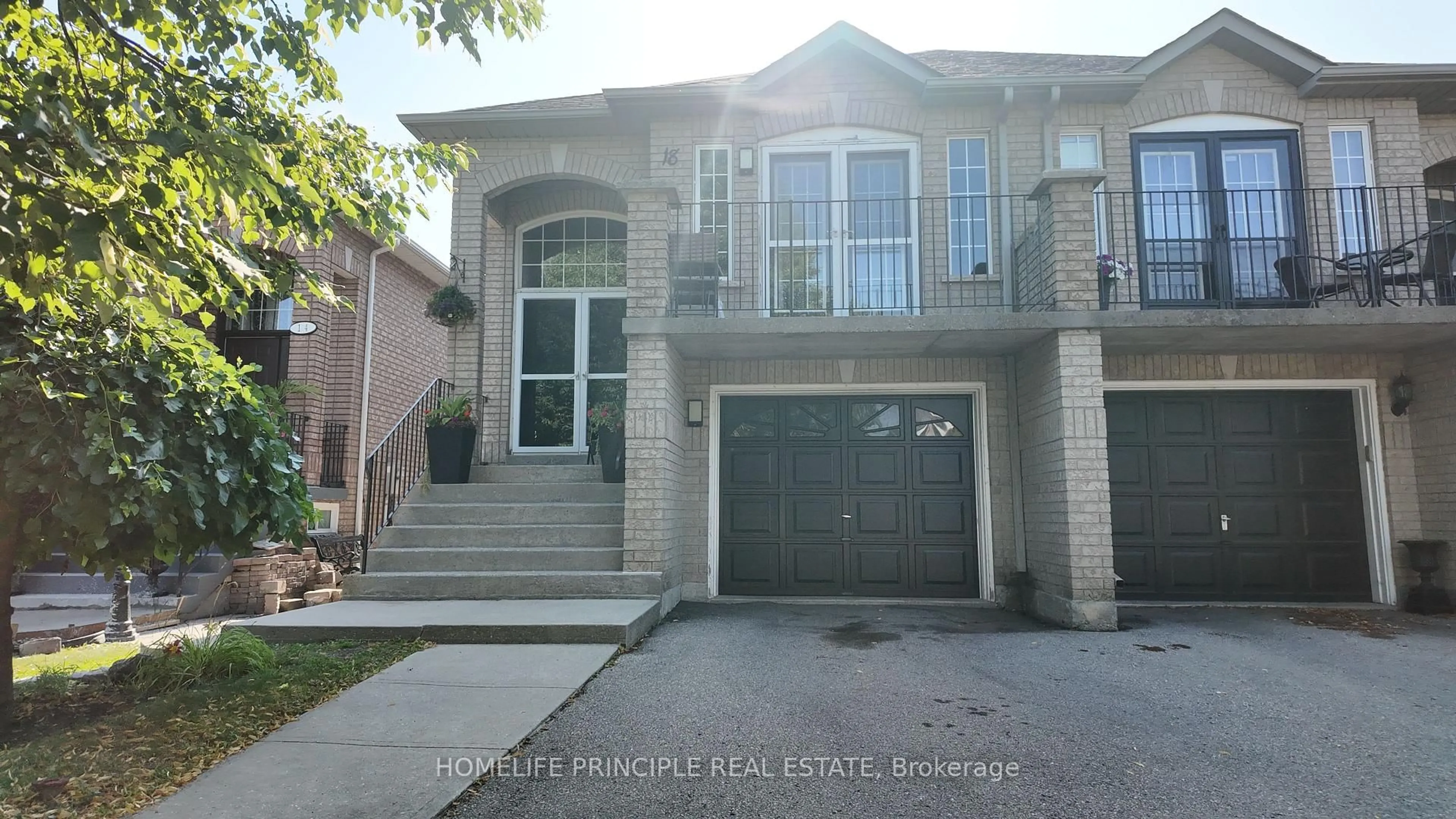 Unknown for 18 D'Amato Cres, Vaughan Ontario L6A 3E6
