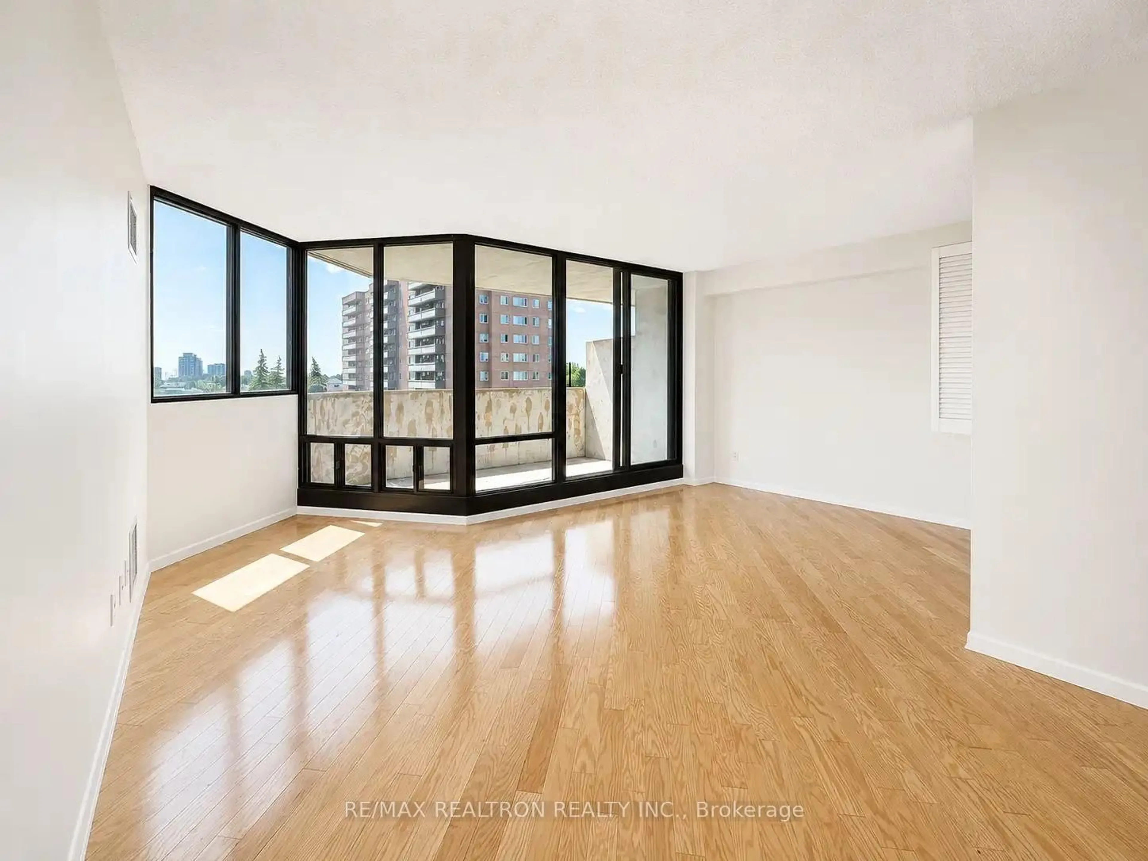 Unknown for 40 Baif Blvd #506, Richmond Hill Ontario L4C 5M9