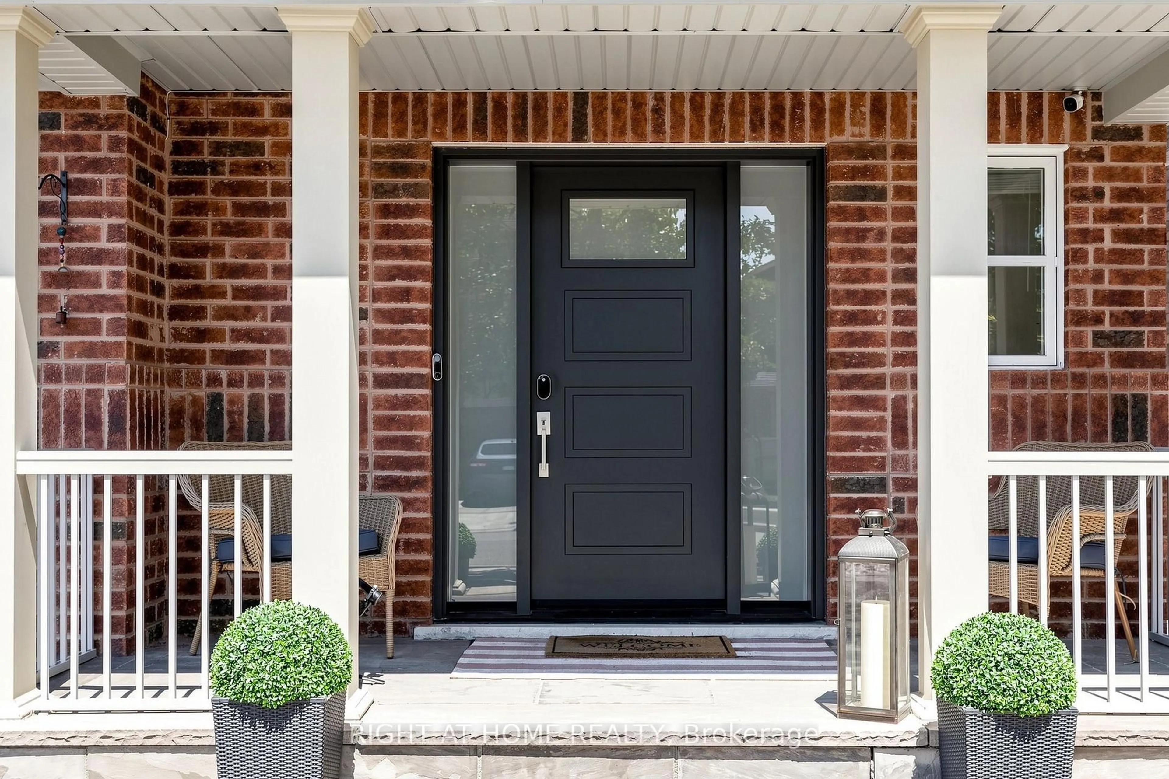 Indoor entryway for 178 Delbert Circ, Whitchurch-Stouffville Ontario L4A 0Y7