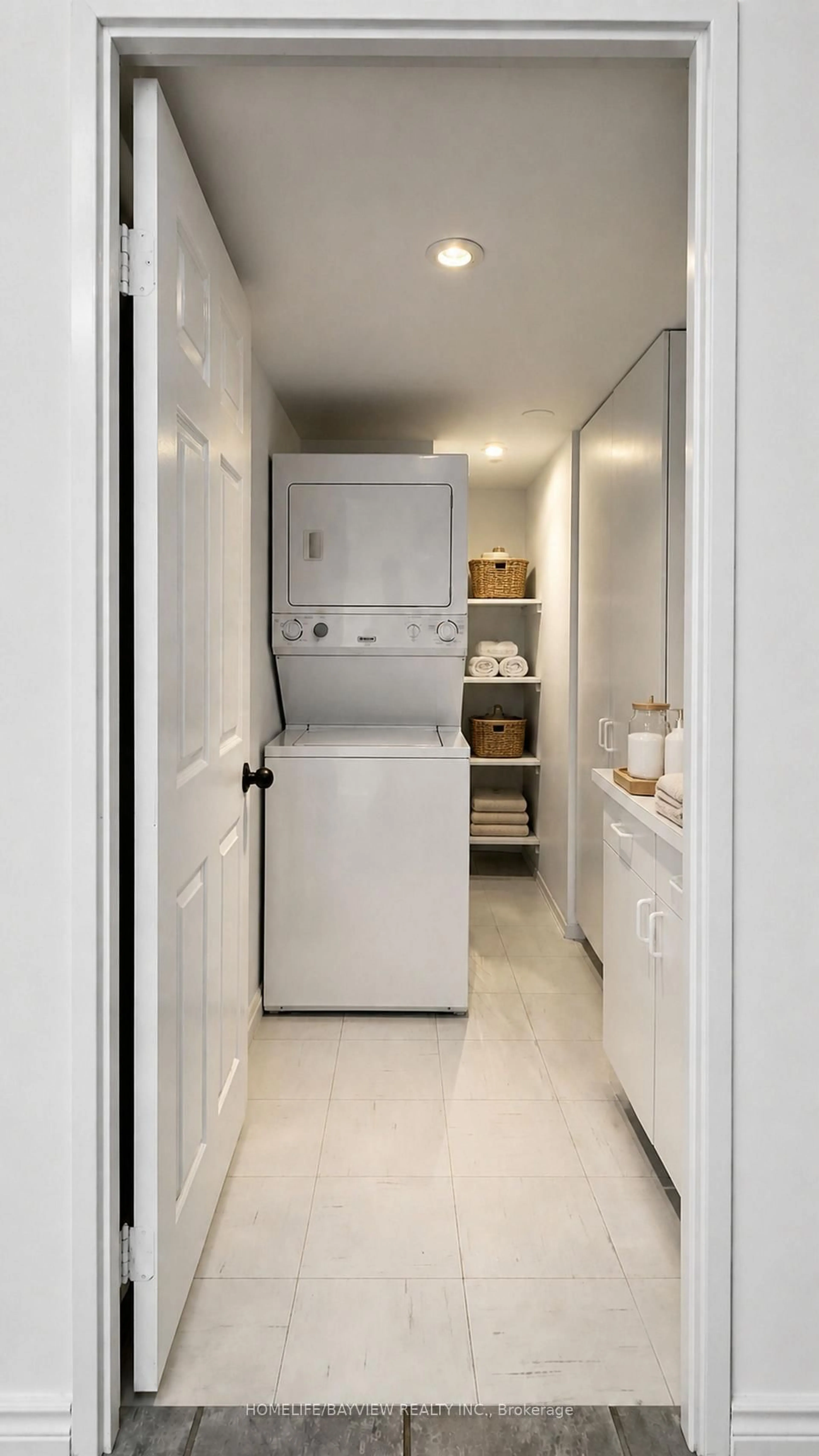 Laundry room for 20 Harding Blvd #1103, Richmond Hill Ontario L4C 9S4
