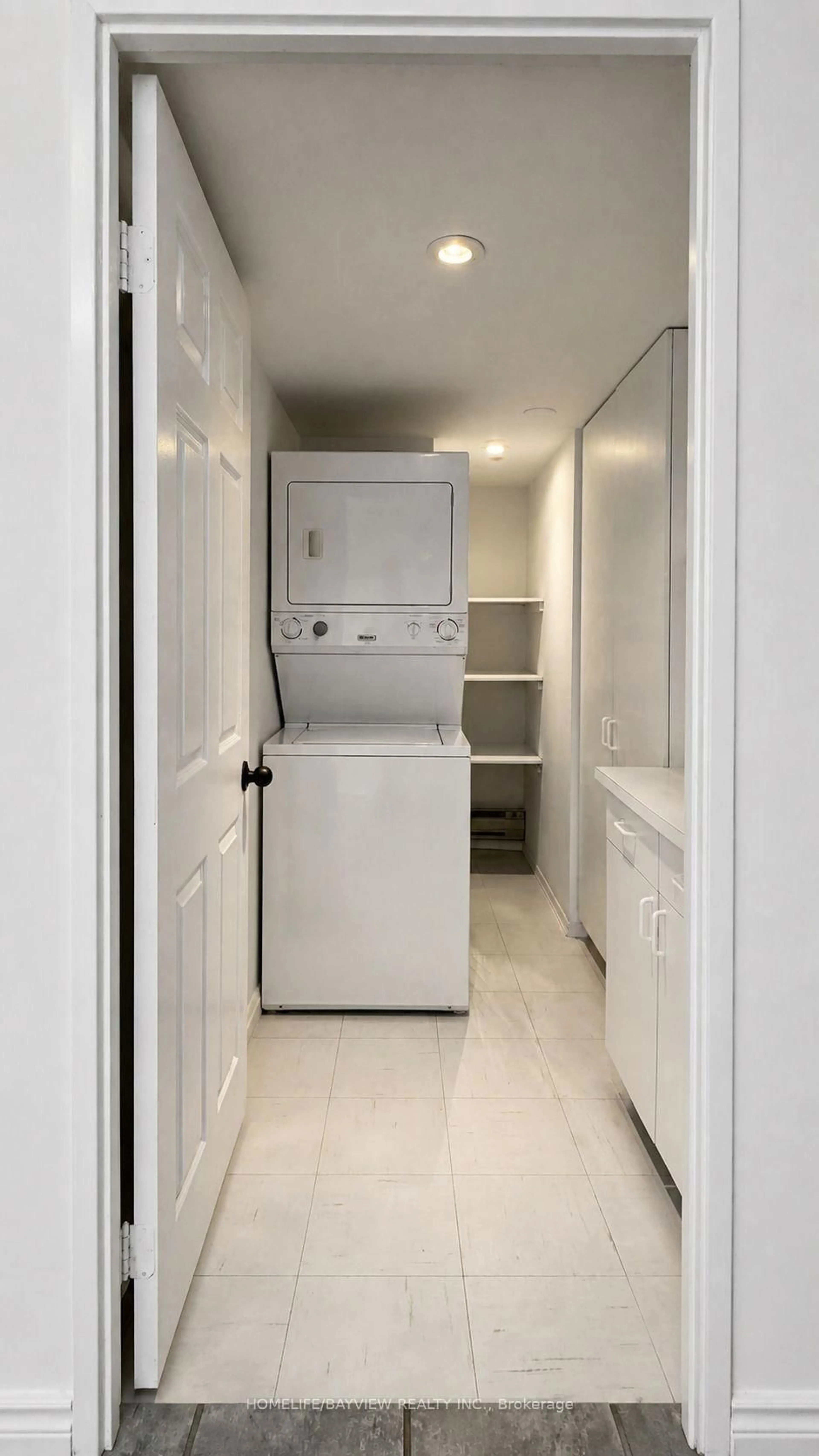 Laundry room for 20 Harding Blvd #1103, Richmond Hill Ontario L4C 9S4