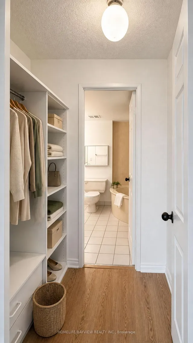 20 Harding Blvd #1103, Richmond Hill 5