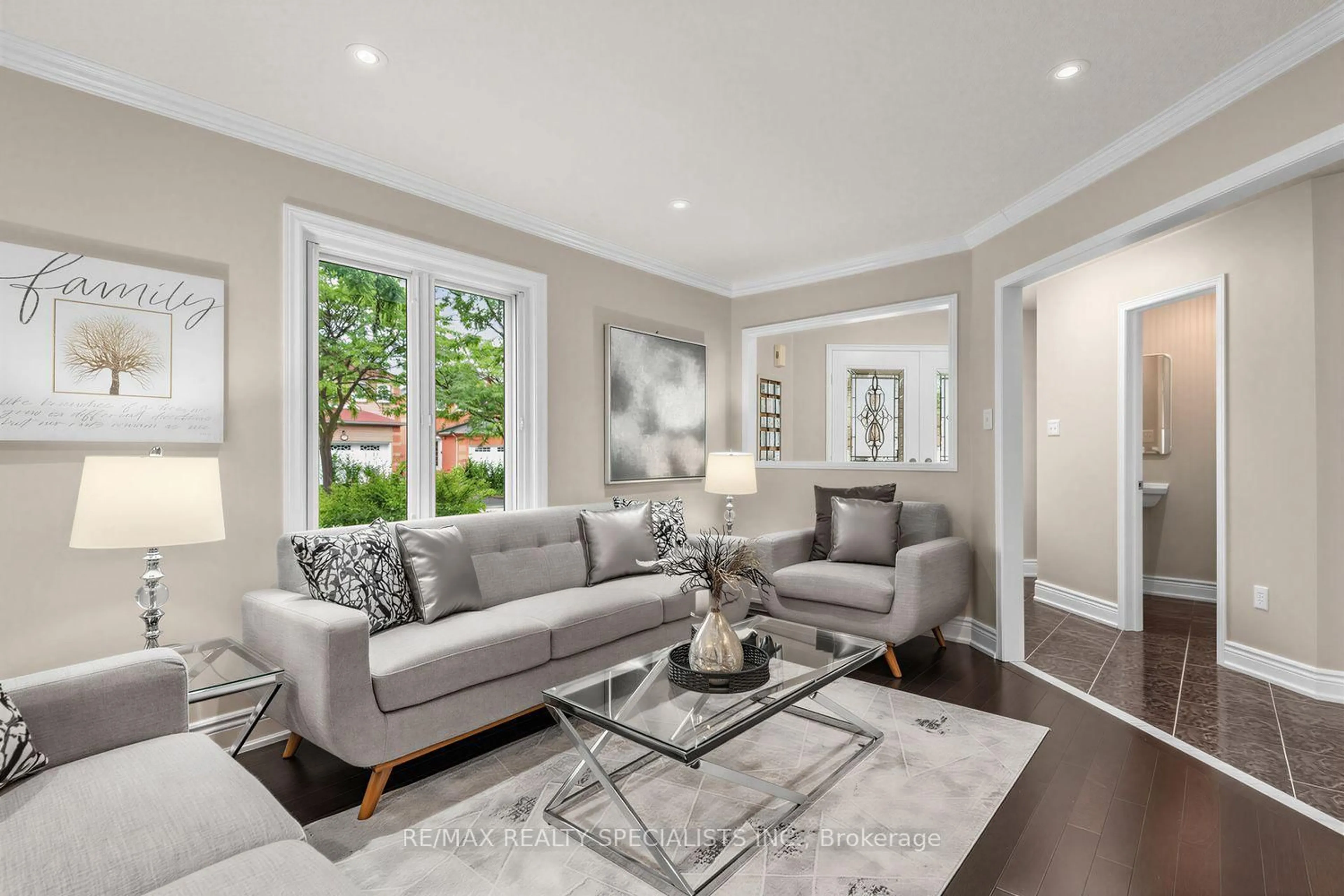 Living room with furniture, unknown for 42 STANLEY Lane, Markham Ontario L3S 4E3