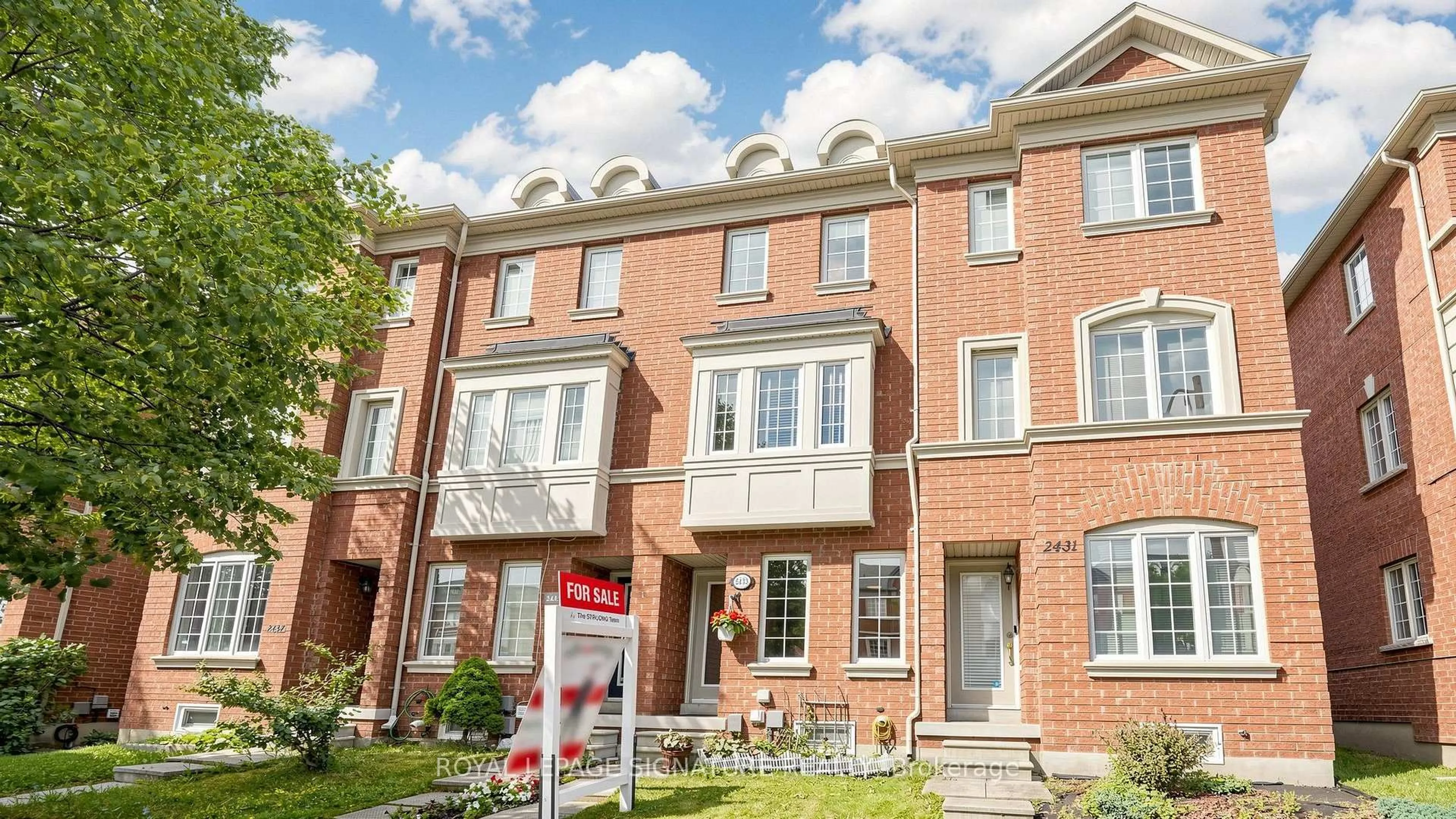 Home with brick exterior material, street for 2433 Bur Oak Ave, Markham Ontario L6B 1G3