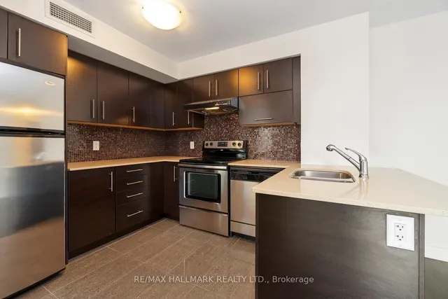253 South Park Rd #308, Markham 3