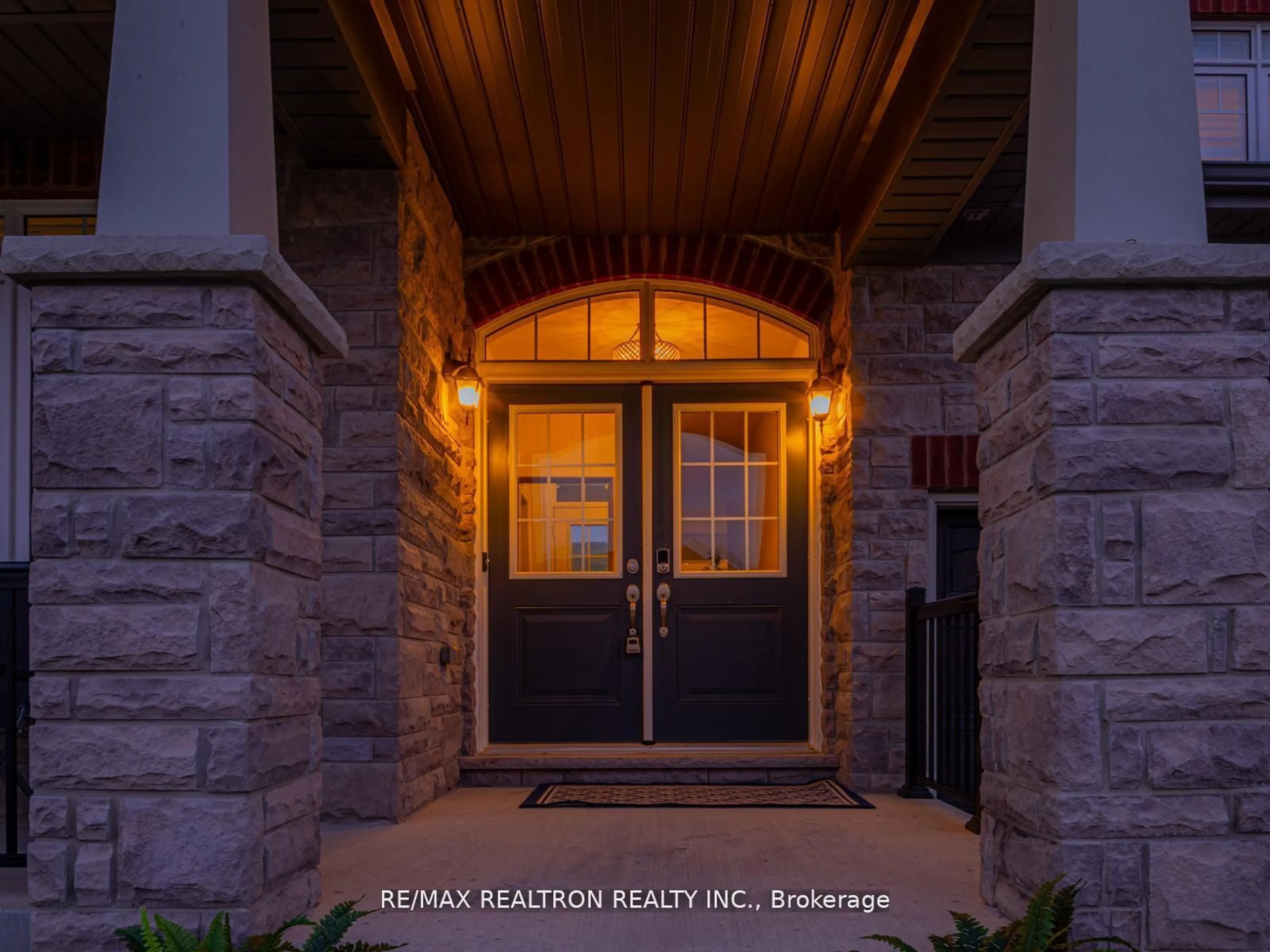 Indoor entryway for 1787 Emberton Way, Innisfil Ontario L9S 0N4