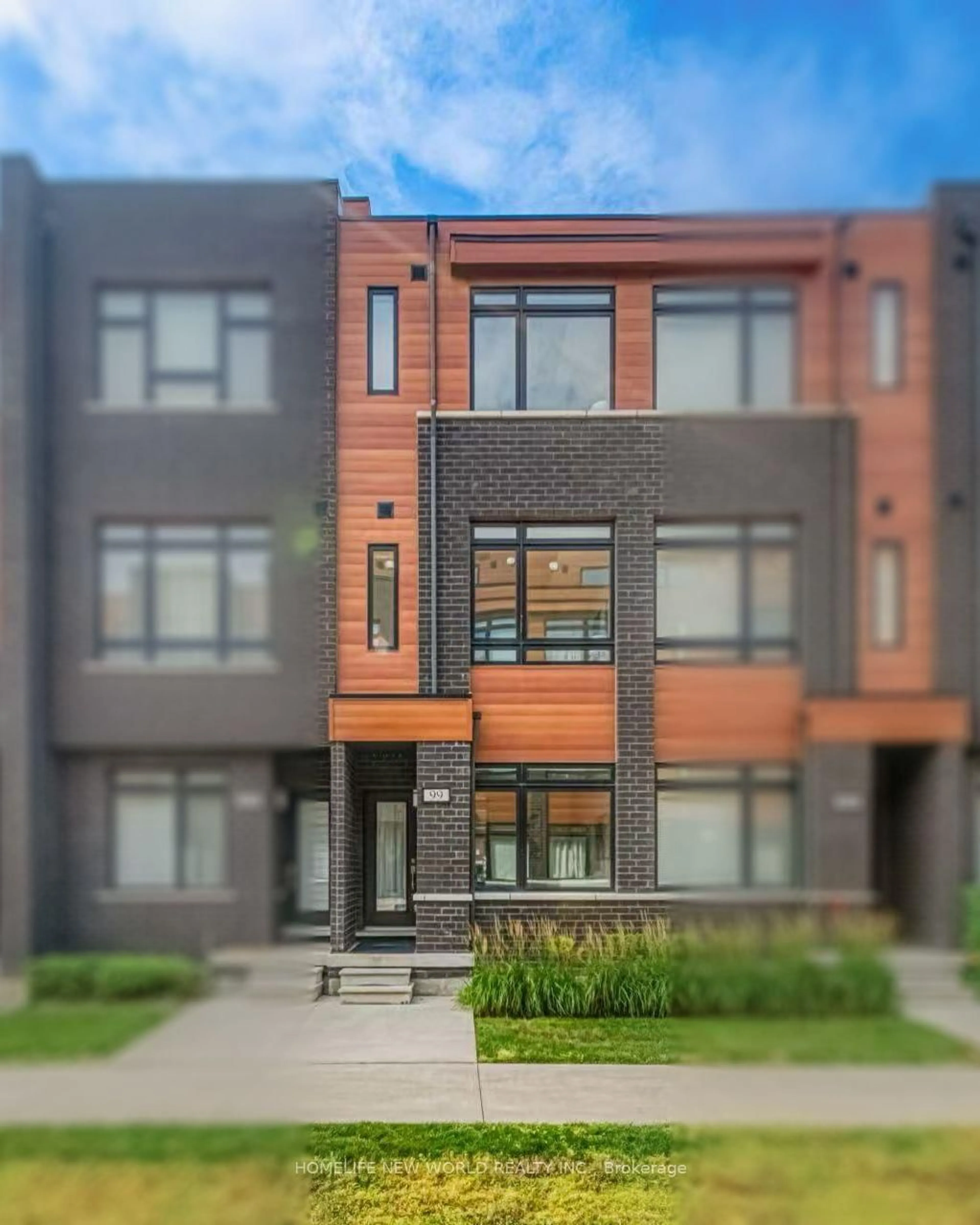 Home with brick exterior material, street for 370D Red Maple Rd #99, Richmond Hill Ontario L4C 5T4