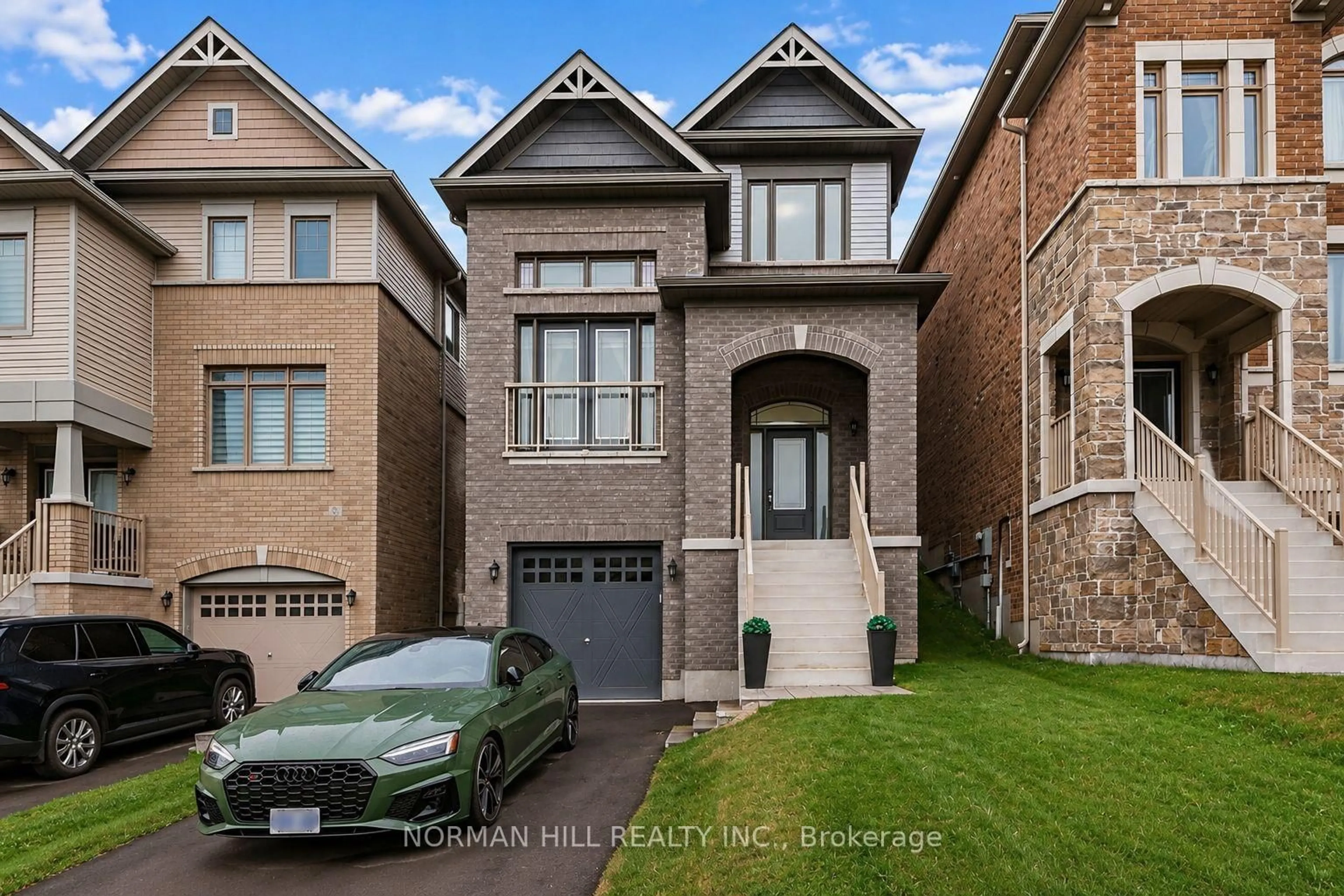 Home with brick exterior material, street for 46 Janes Cres, New Tecumseth Ontario L9R 0V9