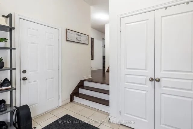 278 Sharon Creek Dr, East Gwillimbury 4