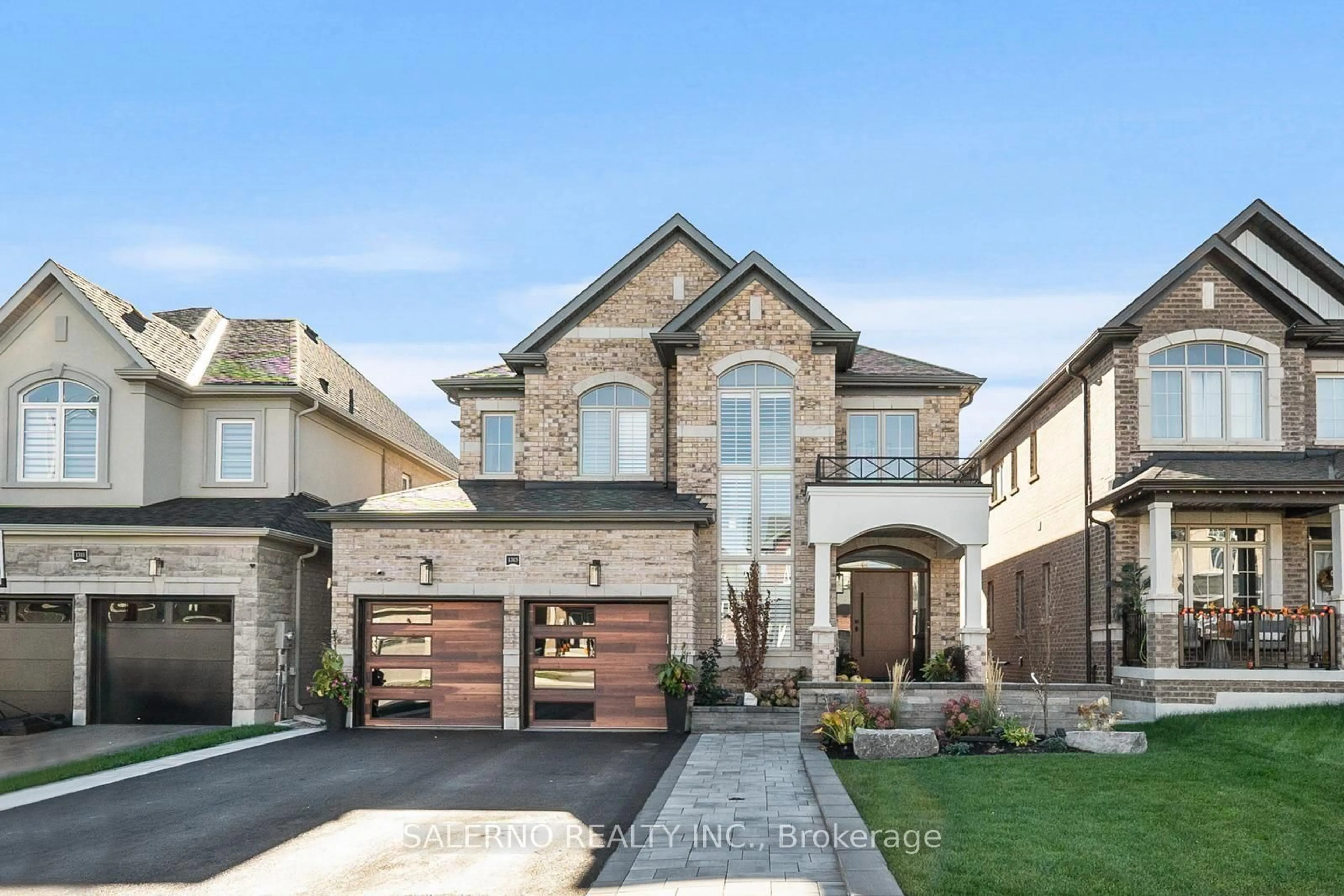 Home with brick exterior material, street for 1315 Stevens Rd, Innisfil Ontario L9S 4W1