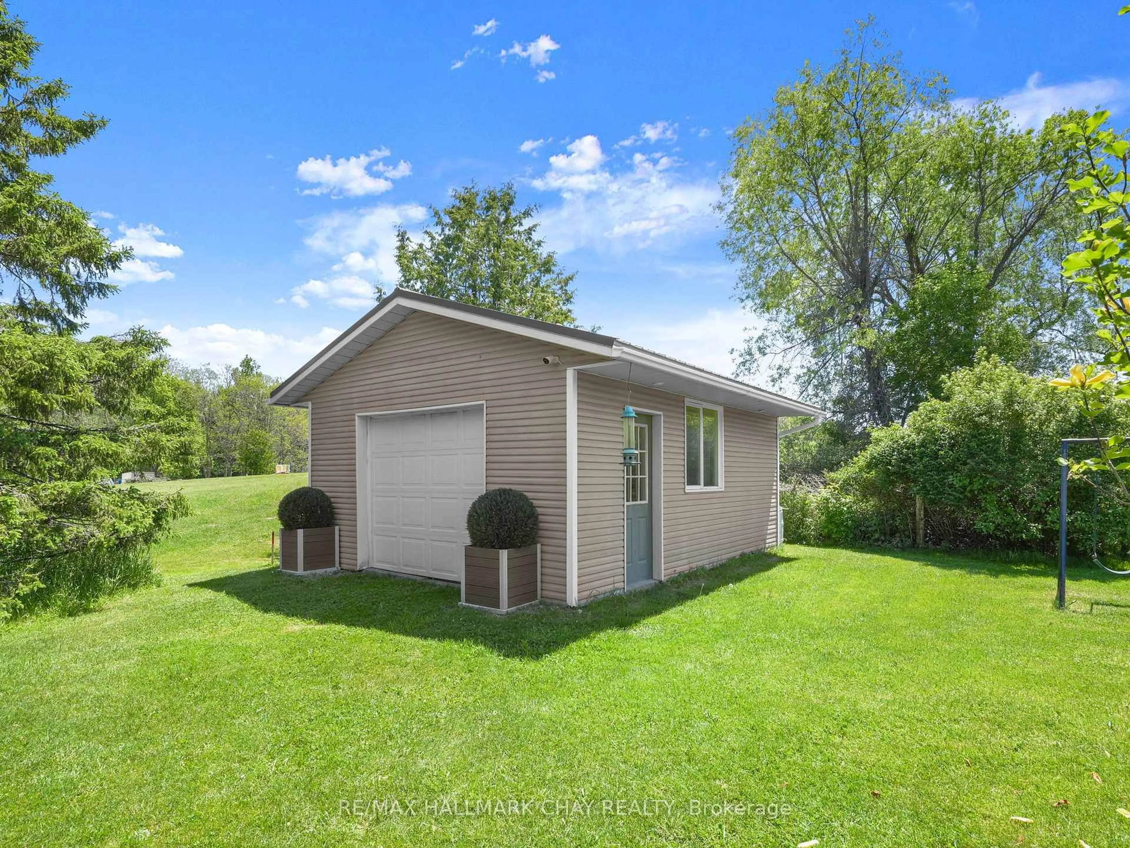 Shed for 6815 4th Line, New Tecumseth Ontario L0G 1W0