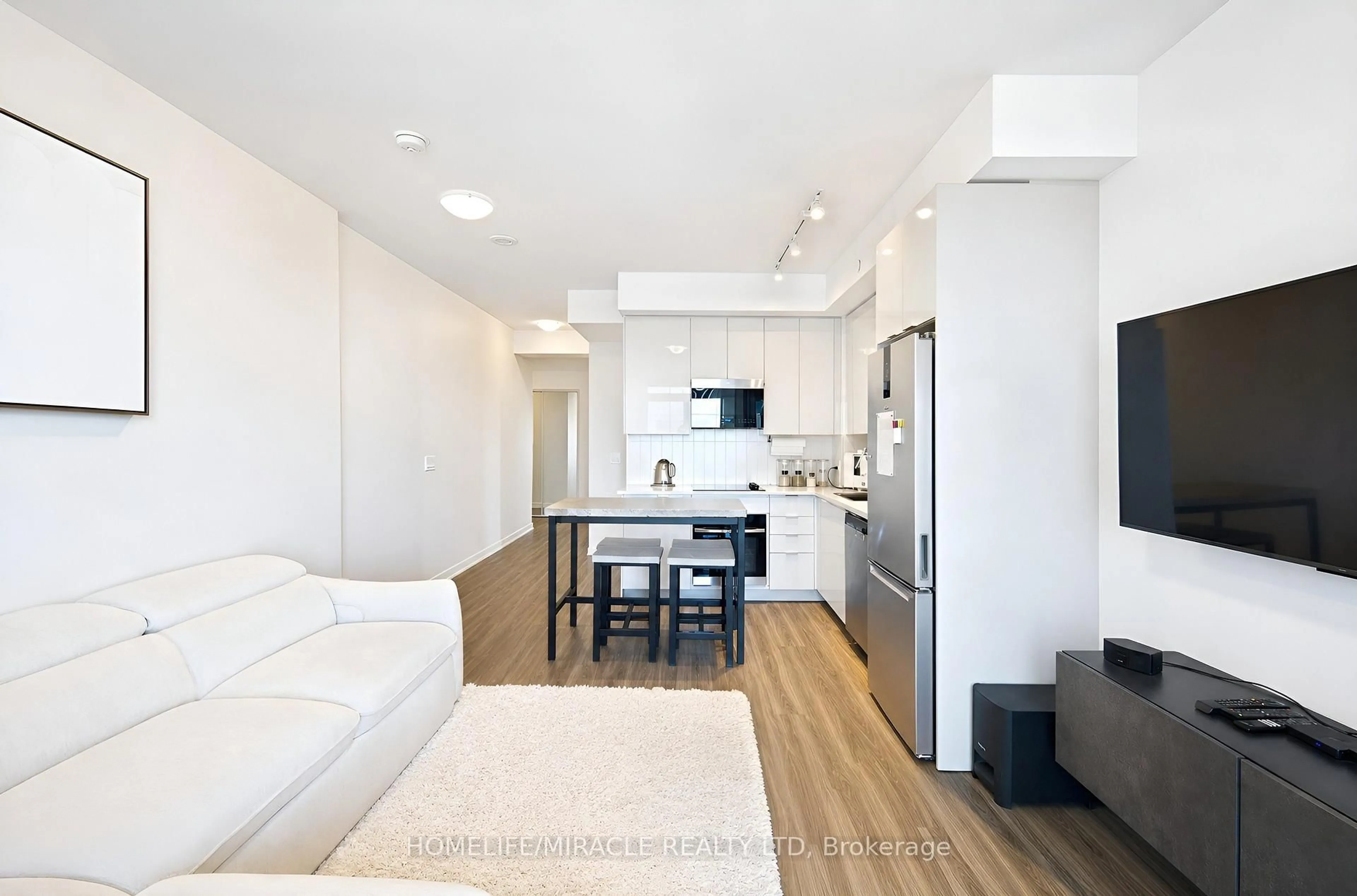 Unknown for 10 Abeja St #813, Vaughan Ontario L4K 0R4