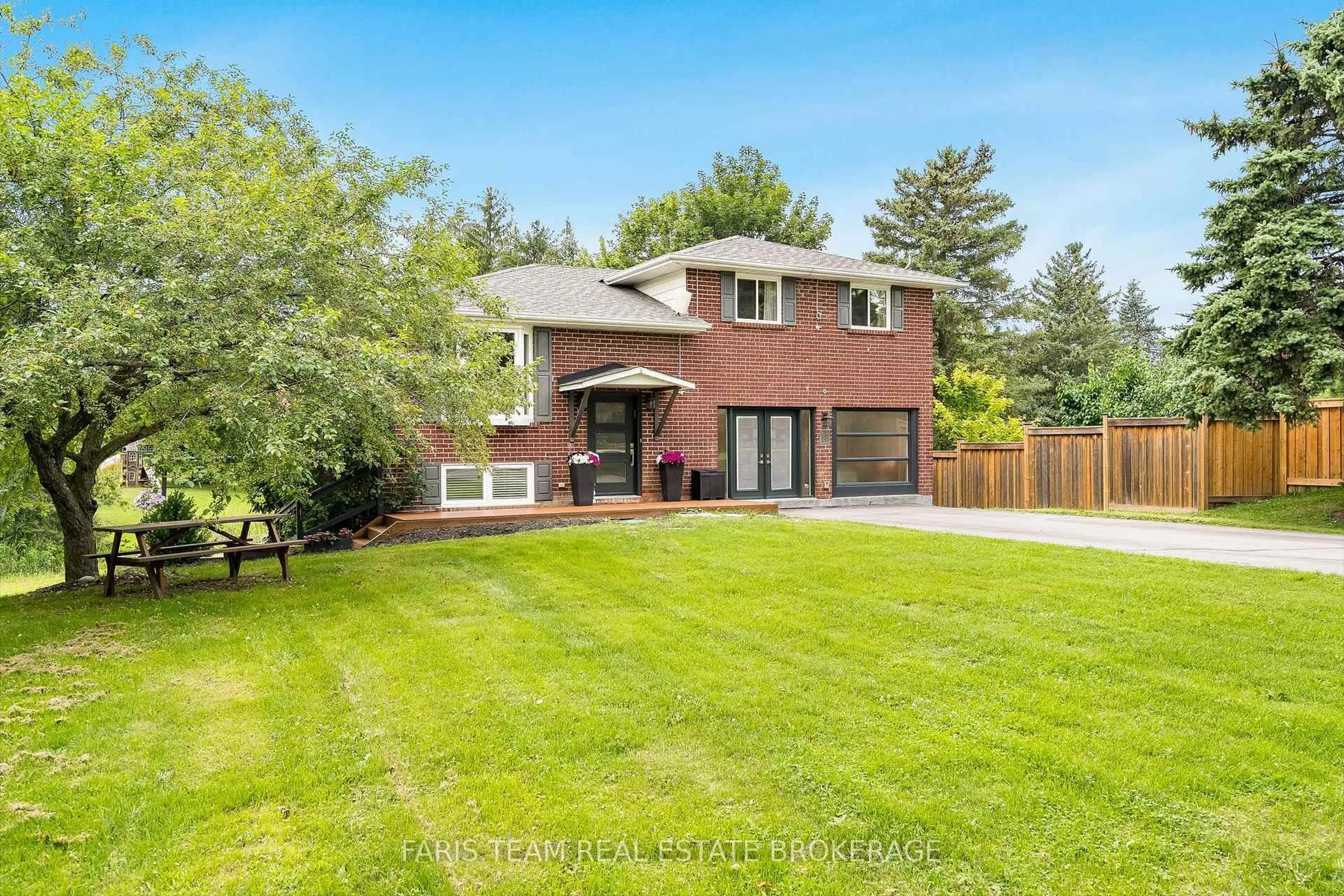 Home with brick exterior material, street for 10 Catherine St, Adjala-Tosorontio Ontario L0G 1L0