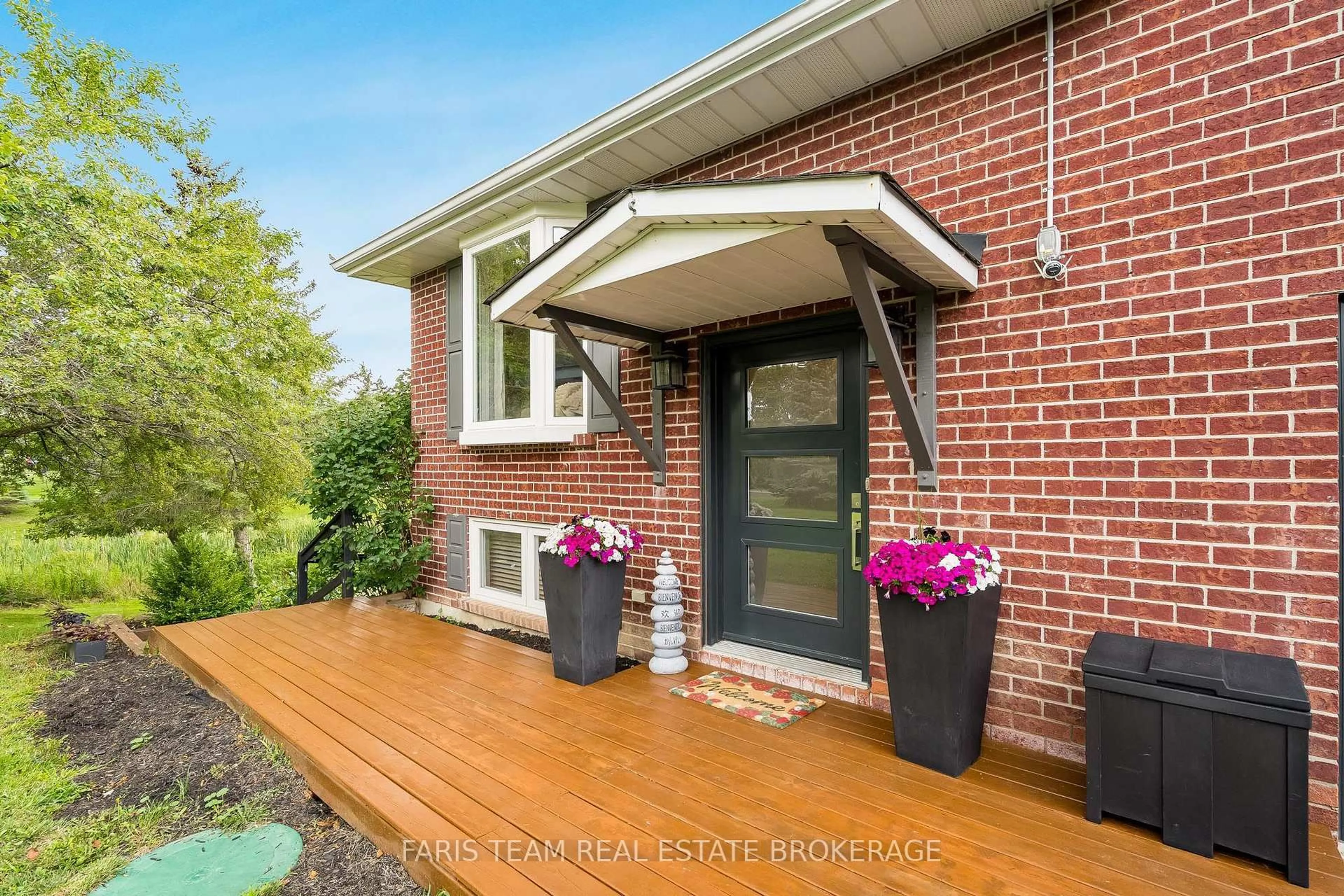 Home with brick exterior material, street for 10 Catherine St, Adjala-Tosorontio Ontario L0G 1L0